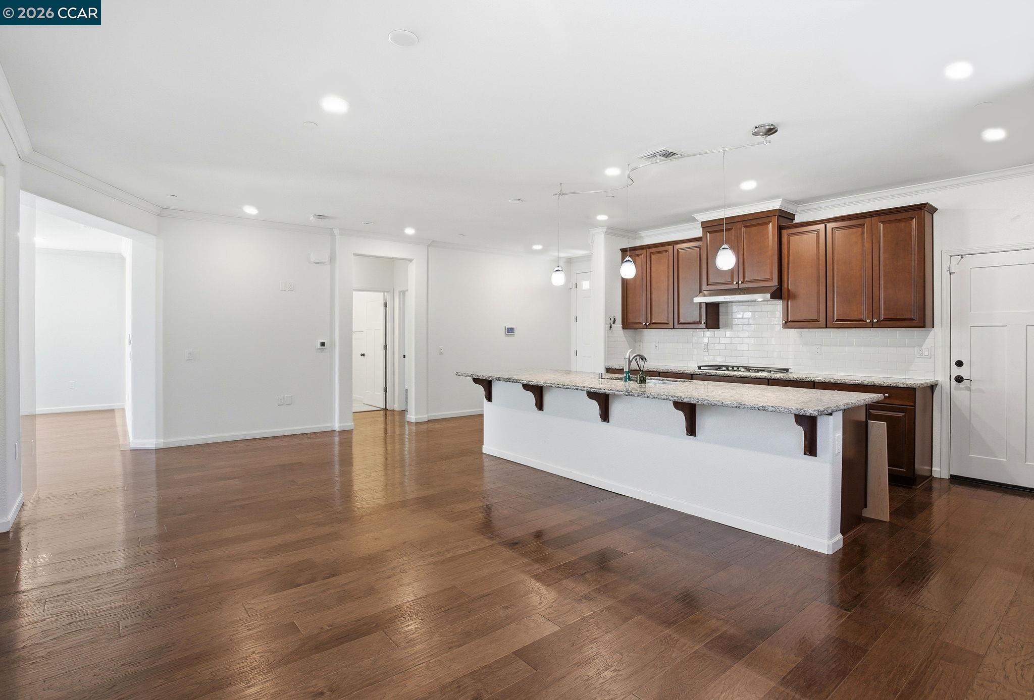 Detail Gallery Image 8 of 31 For 9229 Thimbleberry Drive, Sacramento,  CA 95829 - 2 Beds | 2 Baths