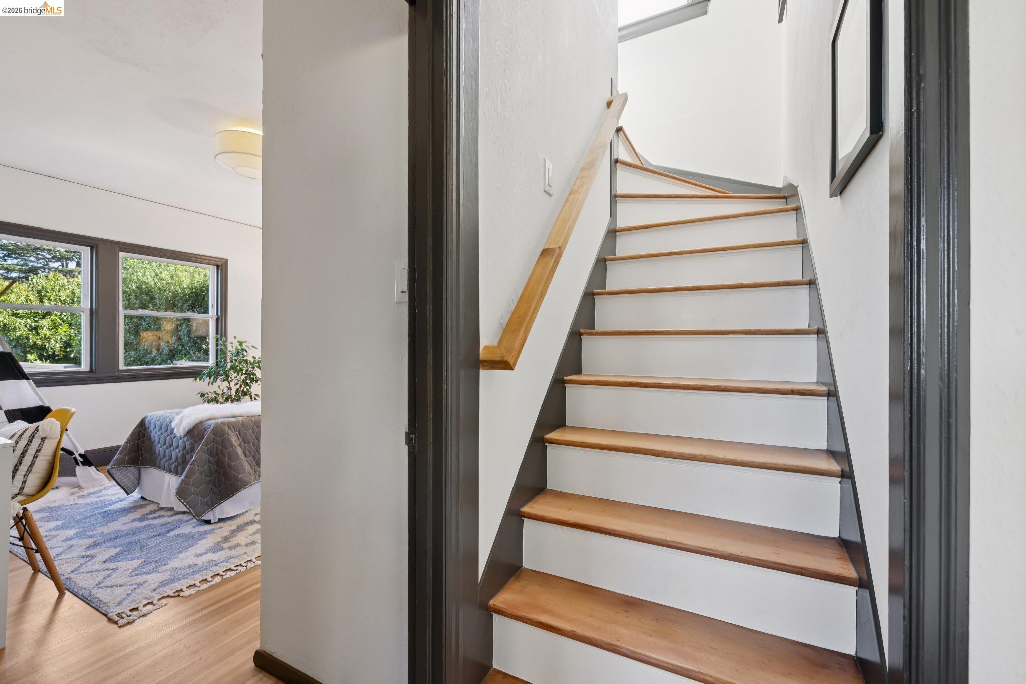 Detail Gallery Image 22 of 59 For 1509 Francis St, Albany,  CA 94706 - 3 Beds | 2 Baths