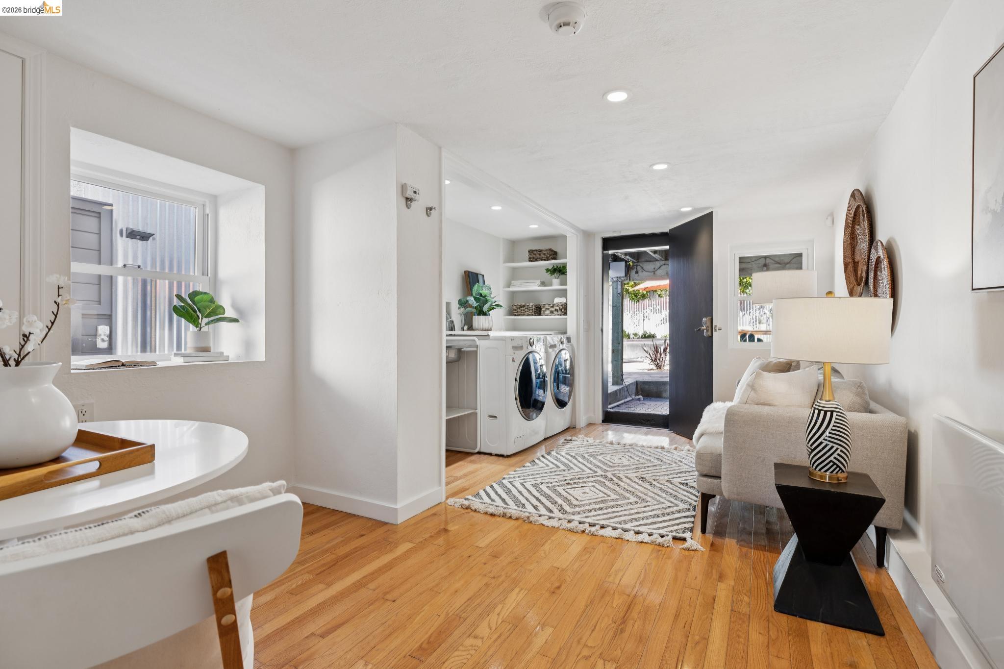 Detail Gallery Image 31 of 59 For 1509 Francis St, Albany,  CA 94706 - 3 Beds | 2 Baths