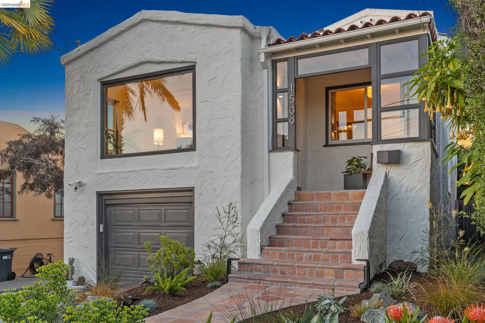 Detail Gallery Image 50 of 59 For 1509 Francis St, Albany,  CA 94706 - 3 Beds | 2 Baths