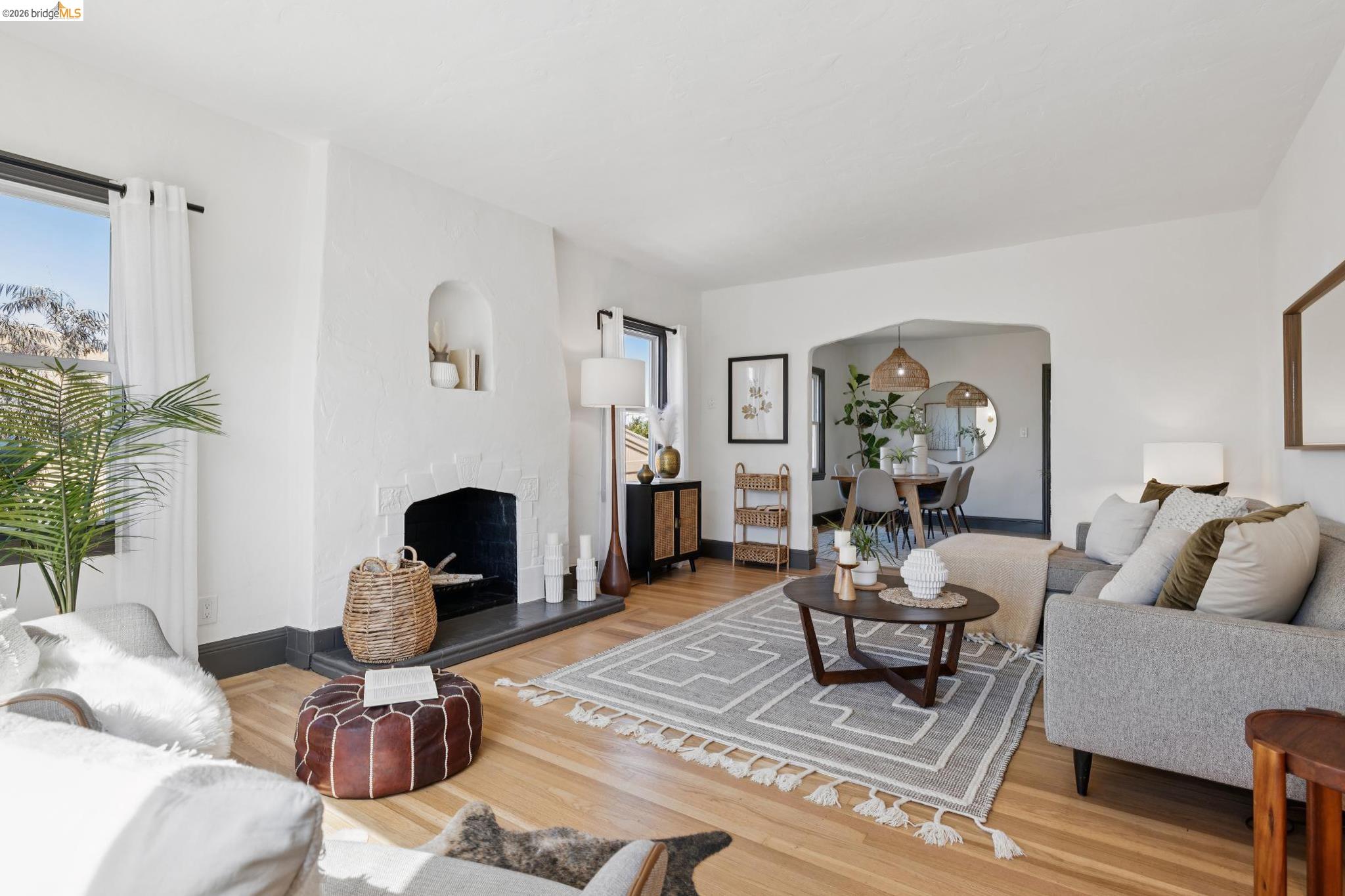 Detail Gallery Image 7 of 59 For 1509 Francis St, Albany,  CA 94706 - 3 Beds | 2 Baths