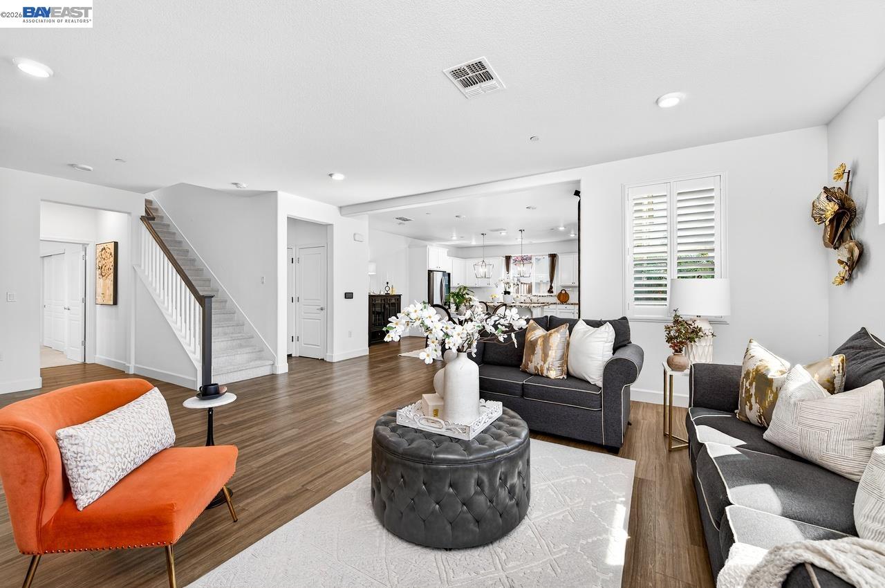 4176 Healdsburg Way, Dublin, CA, 94568