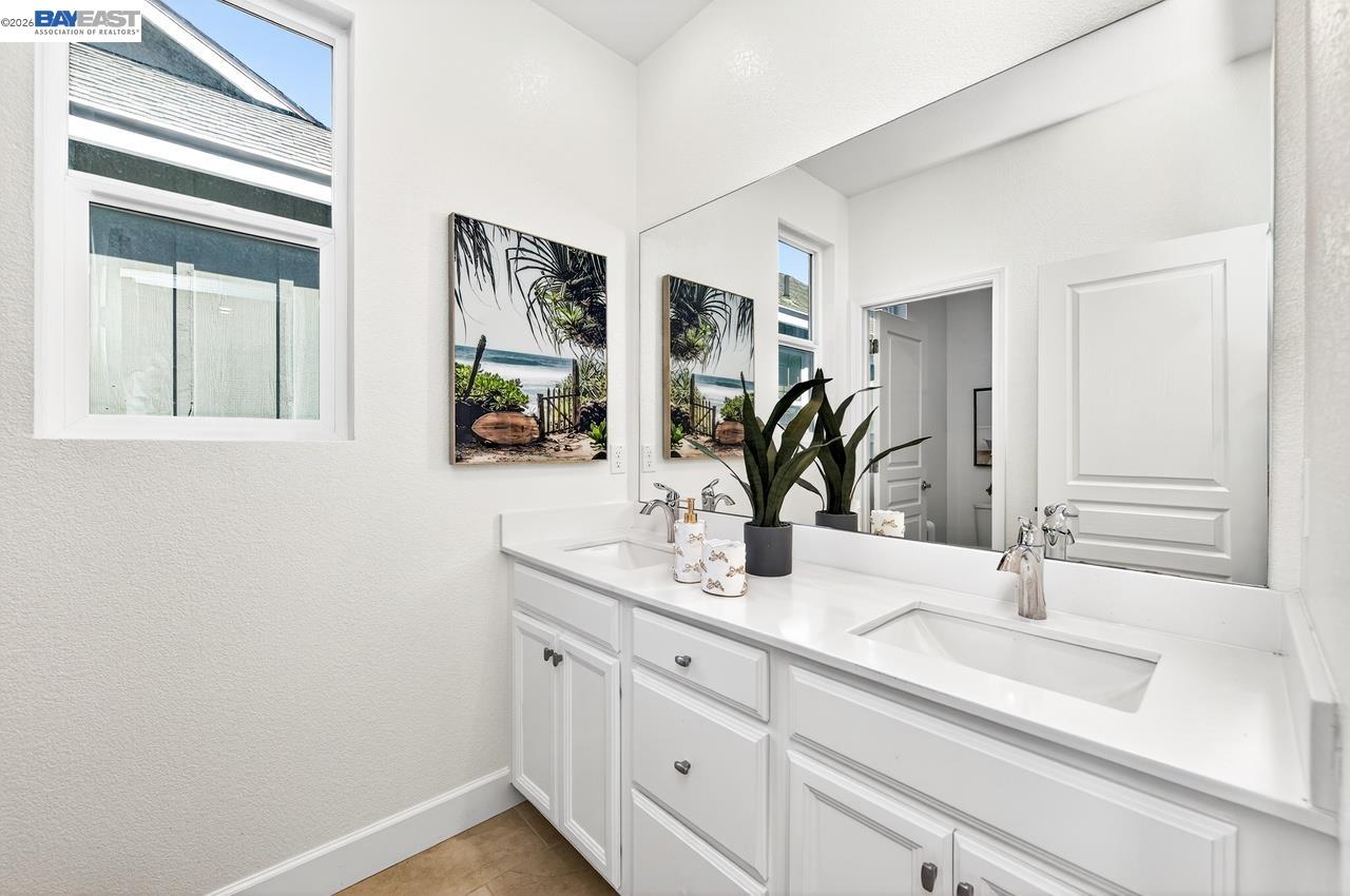 4176 Healdsburg Way, Dublin, CA, 94568