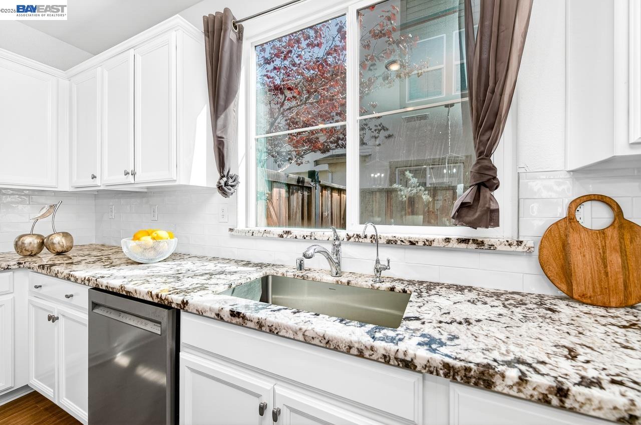 4176 Healdsburg Way, Dublin, CA, 94568