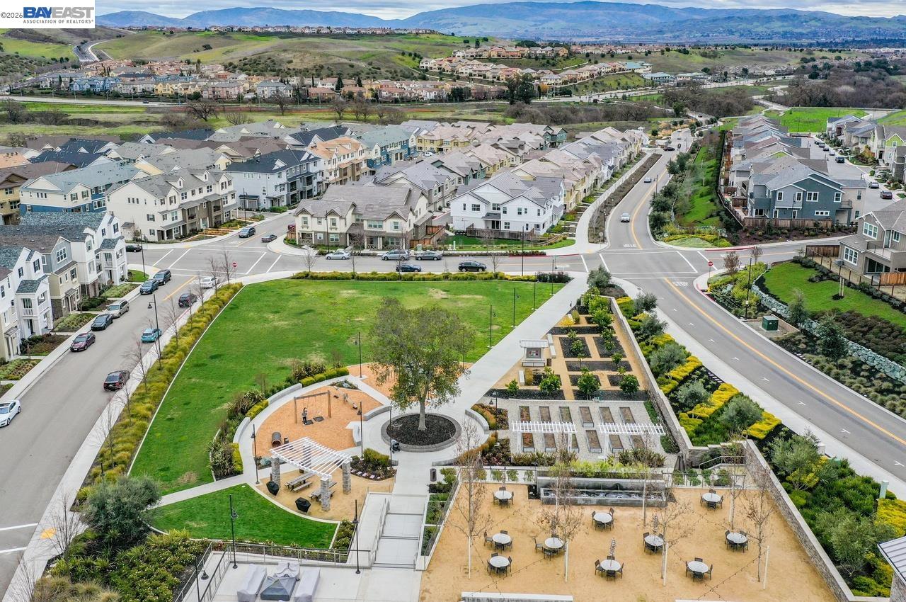 4176 Healdsburg Way, Dublin, CA, 94568