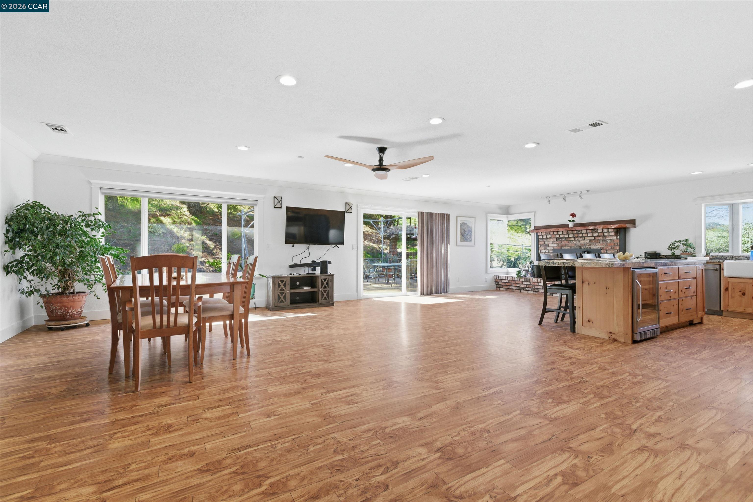 Detail Gallery Image 8 of 49 For 9530 Morgan Territory Rd, Livermore,  CA 94551 - 4 Beds | 2 Baths