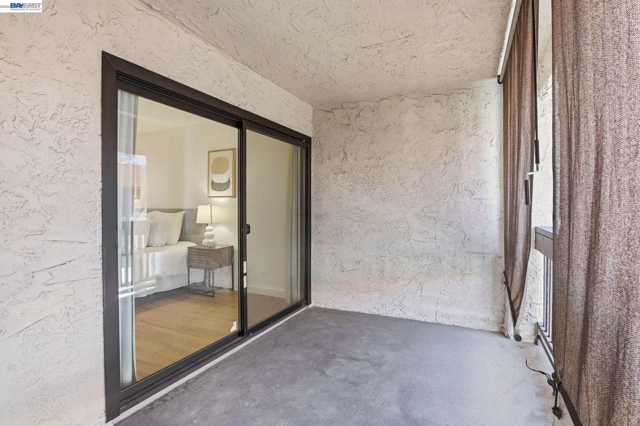 Detail Gallery Image 30 of 42 For 410 Puerto Pl, Hayward,  CA 94541 - 2 Beds | 2/1 Baths