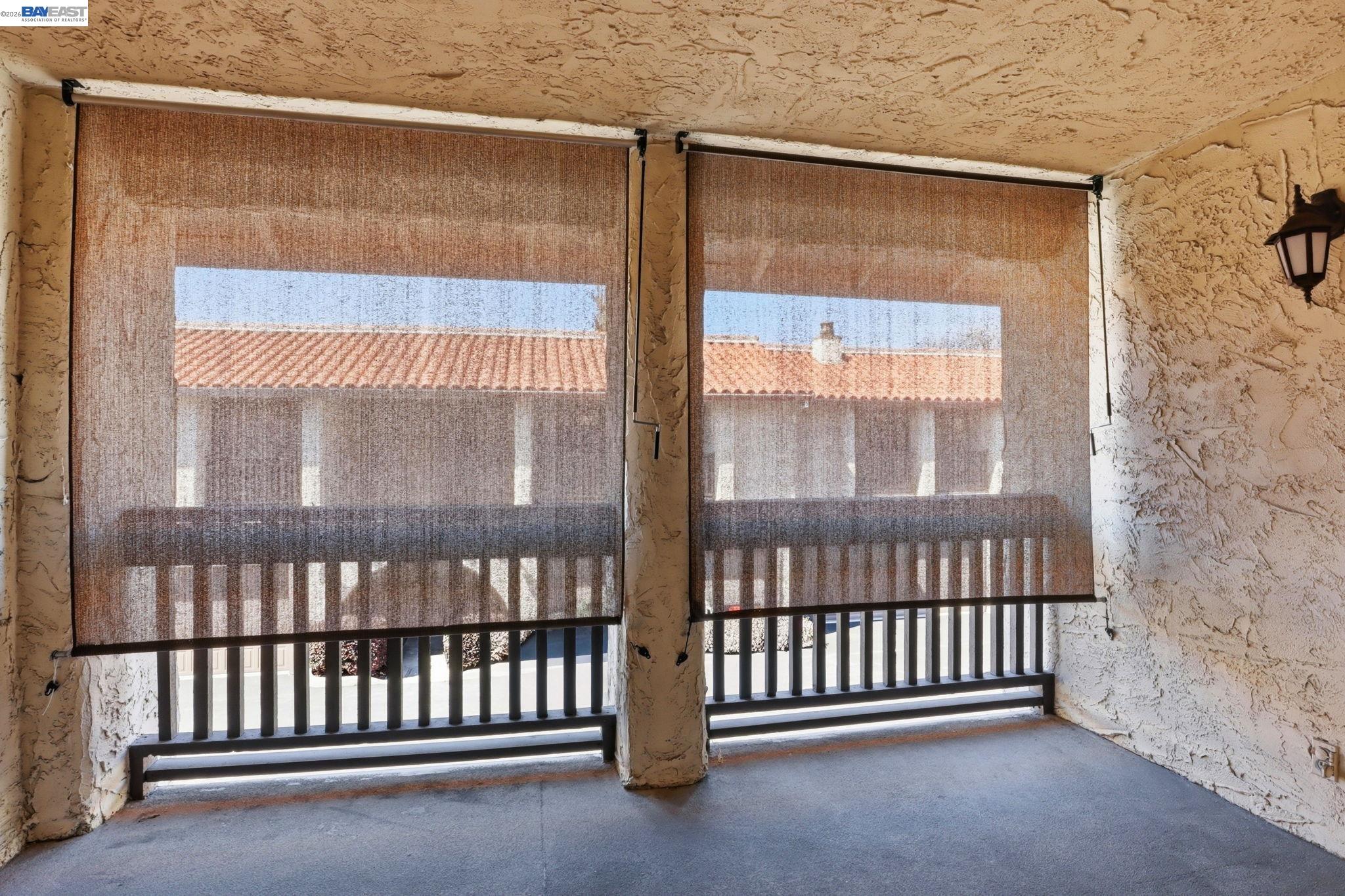 Detail Gallery Image 31 of 42 For 410 Puerto Pl, Hayward,  CA 94541 - 2 Beds | 2/1 Baths