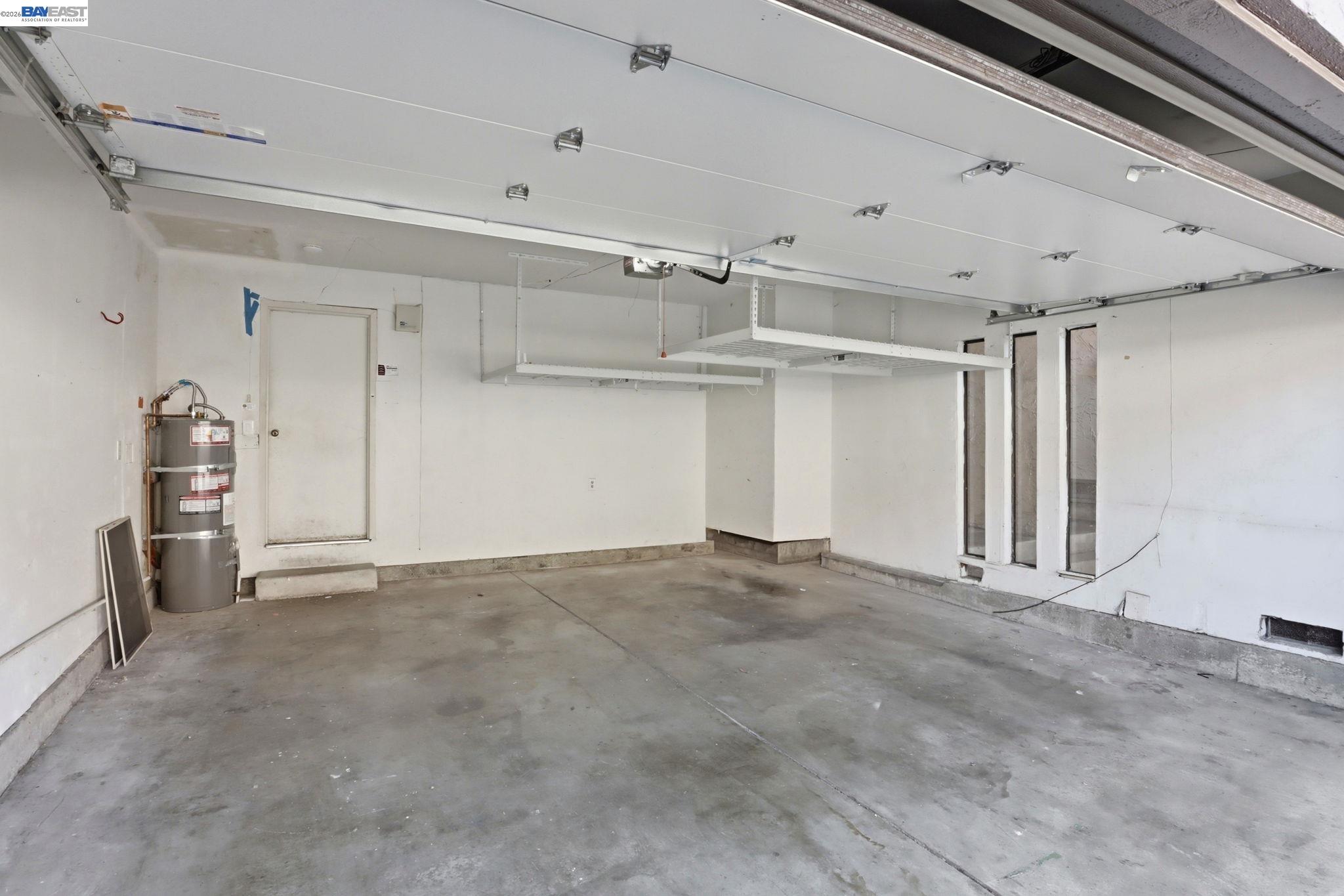 Detail Gallery Image 34 of 42 For 410 Puerto Pl, Hayward,  CA 94541 - 2 Beds | 2/1 Baths