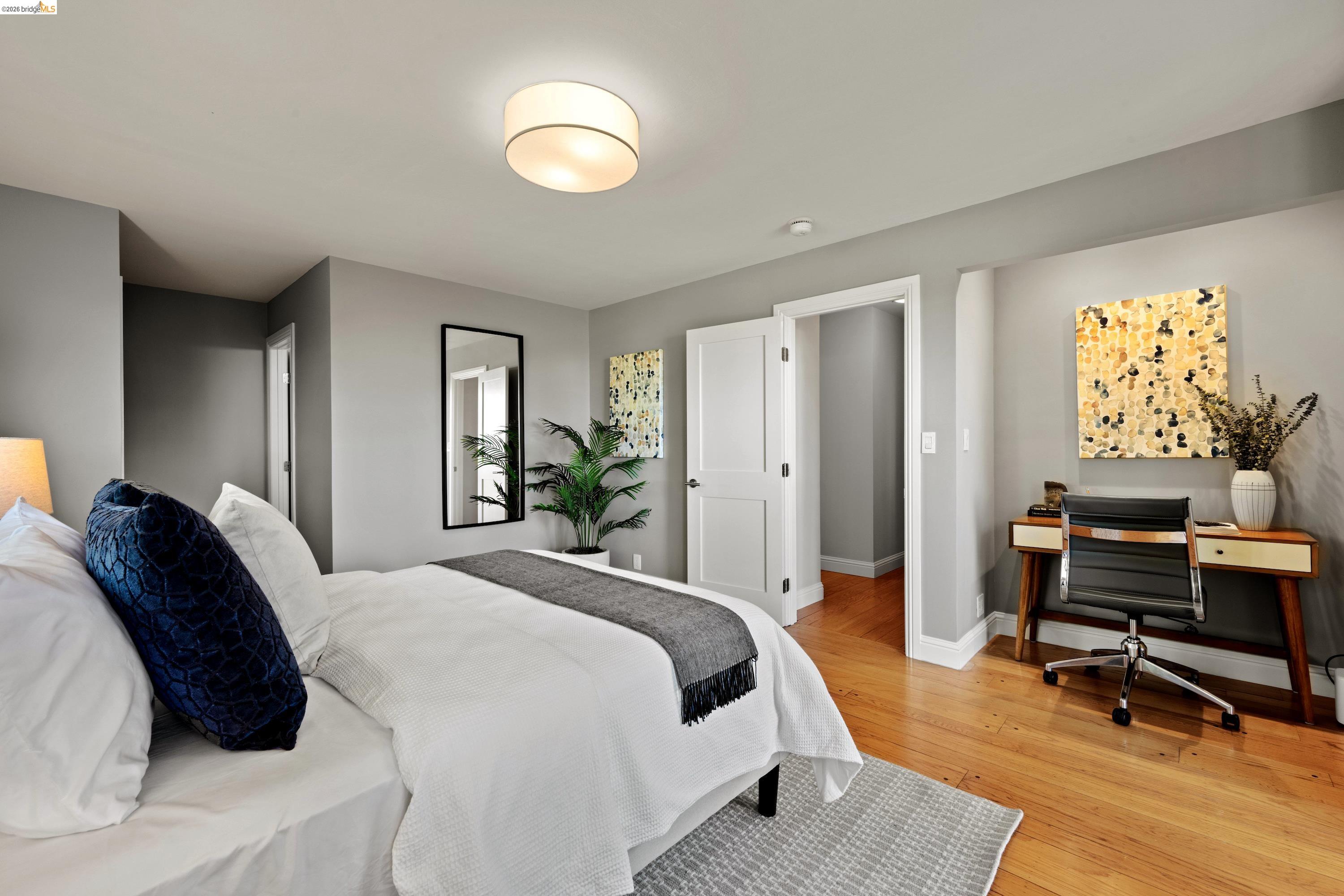 Detail Gallery Image 19 of 42 For 6611 Ascot Dr, Oakland,  CA 94611 - 4 Beds | 3 Baths