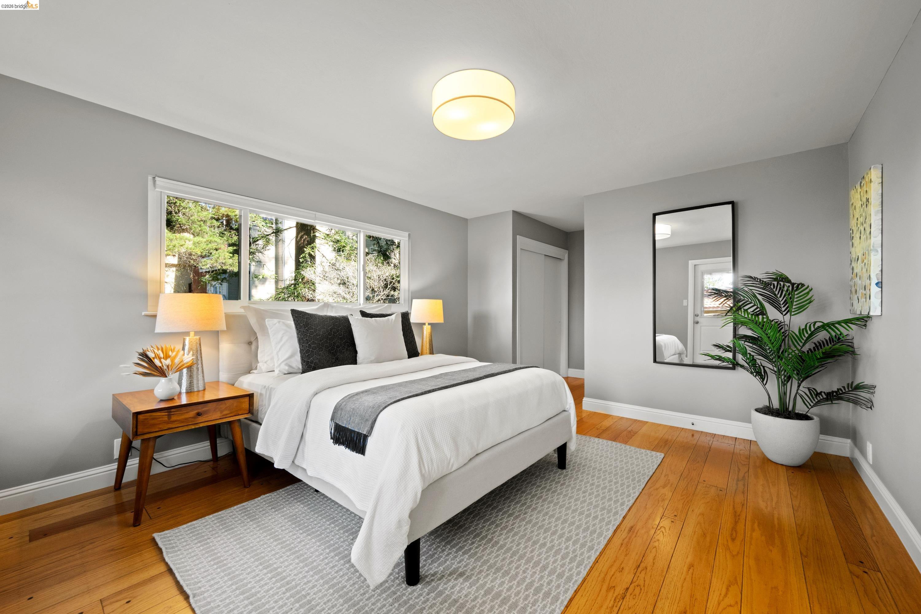 Detail Gallery Image 20 of 42 For 6611 Ascot Dr, Oakland,  CA 94611 - 4 Beds | 3 Baths