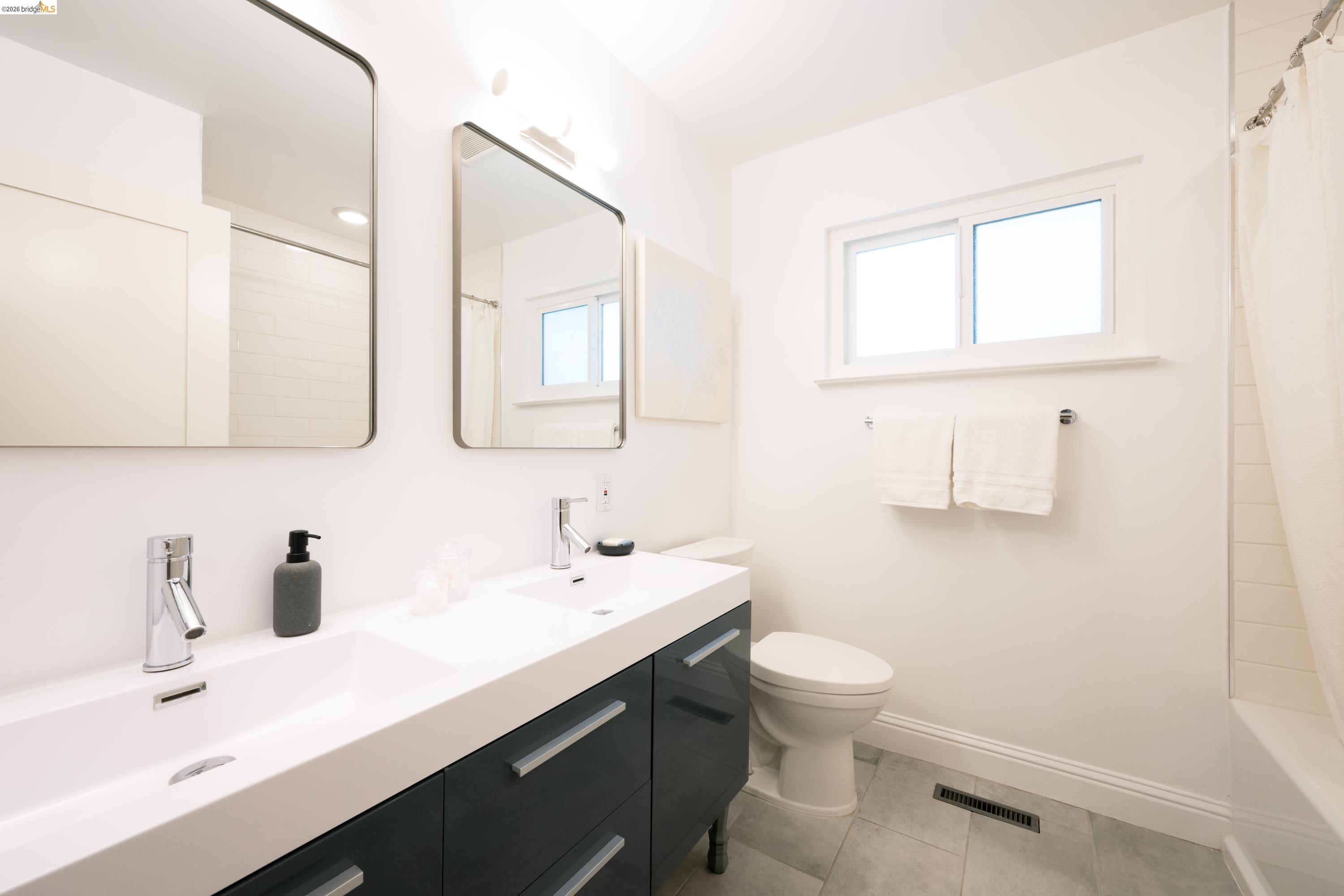 6611 Ascot Dr, Oakland, CA, 94611