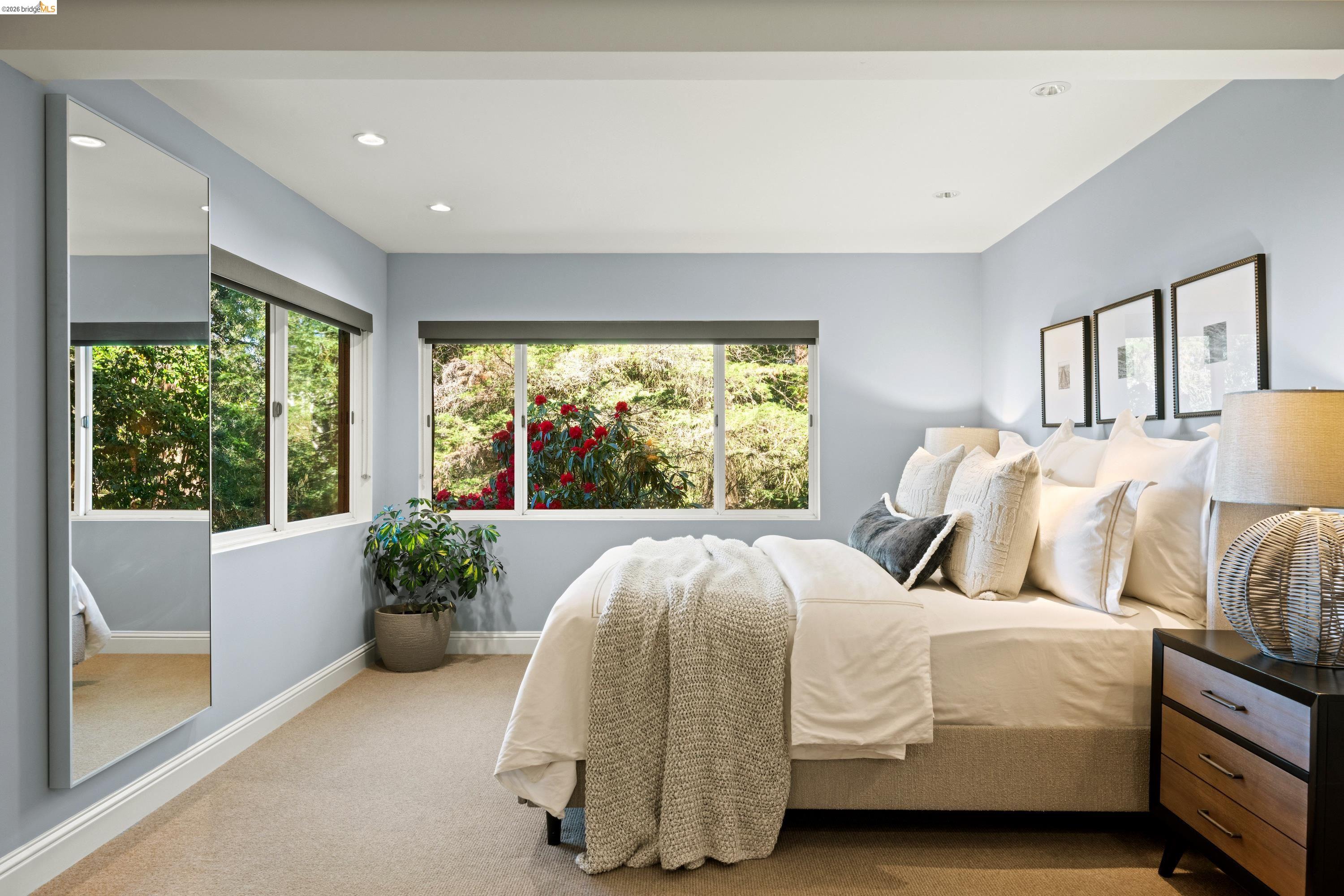 Detail Gallery Image 30 of 42 For 6611 Ascot Dr, Oakland,  CA 94611 - 4 Beds | 3 Baths