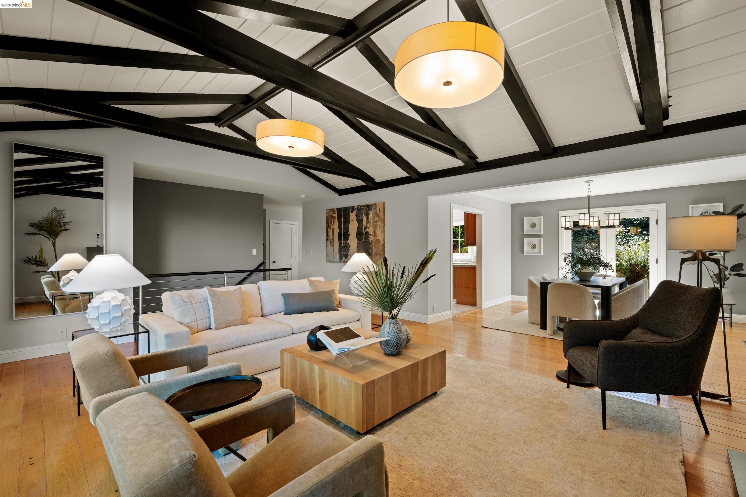 Detail Gallery Image 5 of 42 For 6611 Ascot Dr, Oakland,  CA 94611 - 4 Beds | 3 Baths