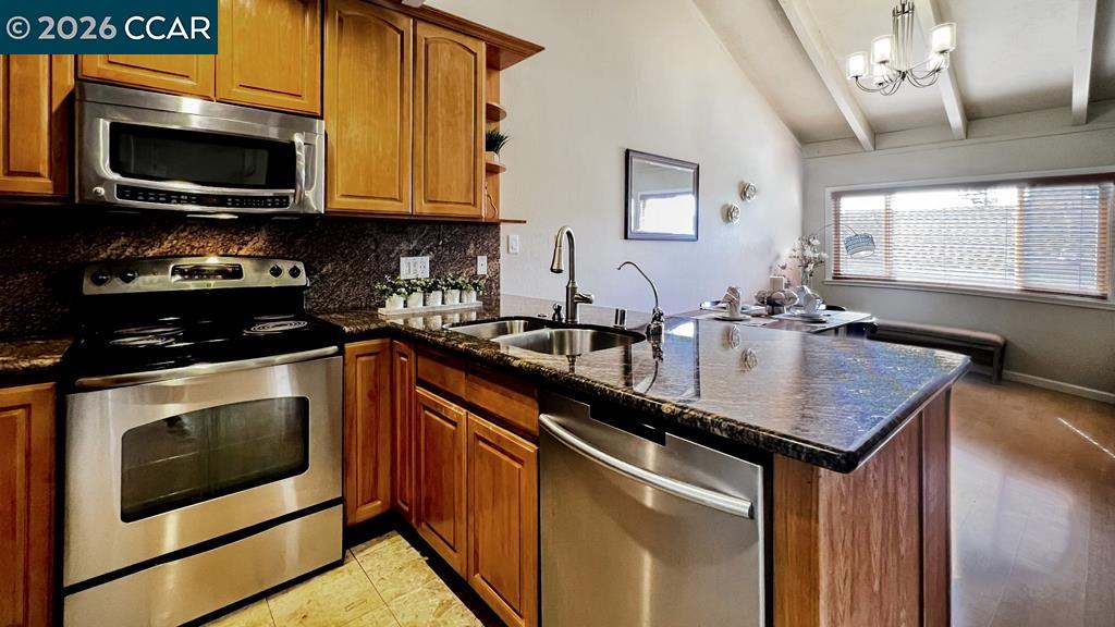 Photo #12: 41127129 Listing: Photo #12