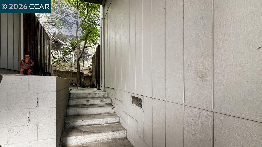 Photo #4: 41127129 Listing: Photo #4