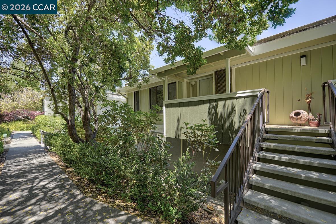 Photo #3: 41127130 Listing: Photo #3