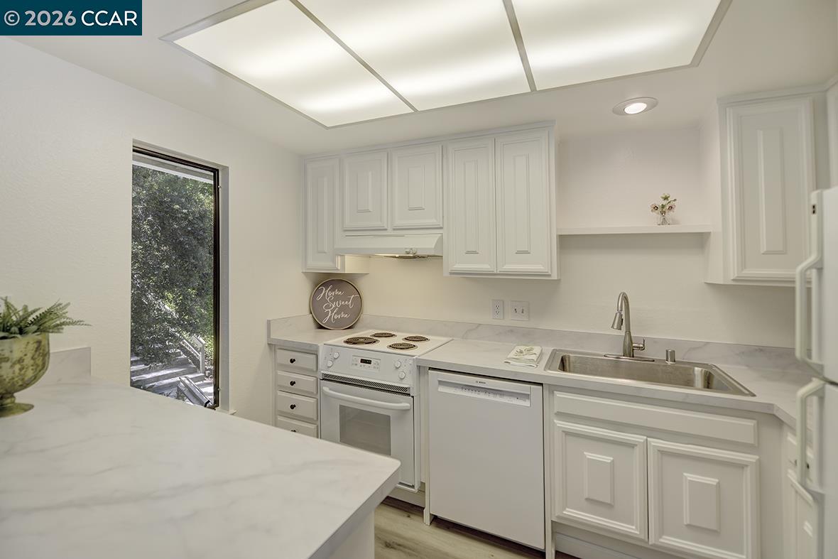 Photo #7: 41127130 Listing: Photo #7