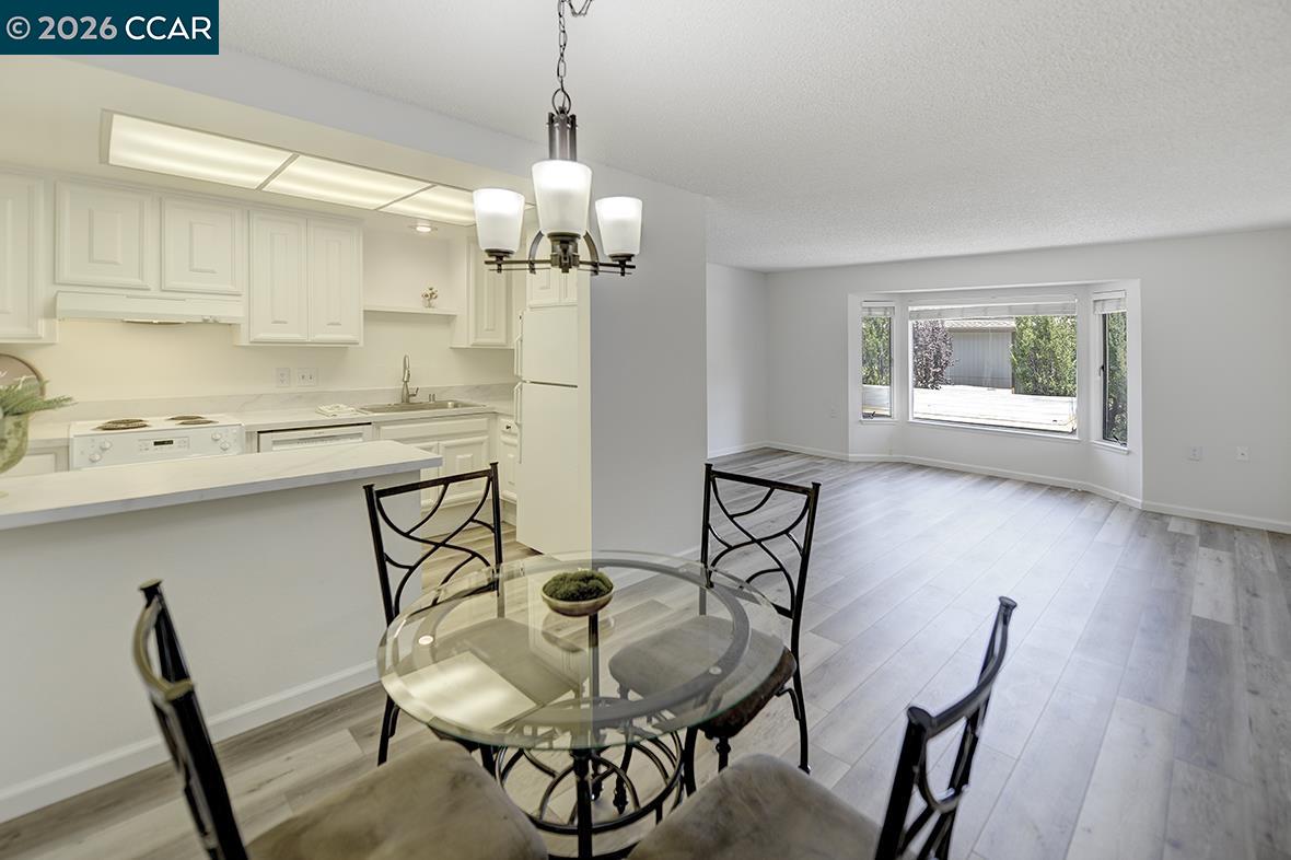 Photo #9: 41127130 Listing: Photo #9