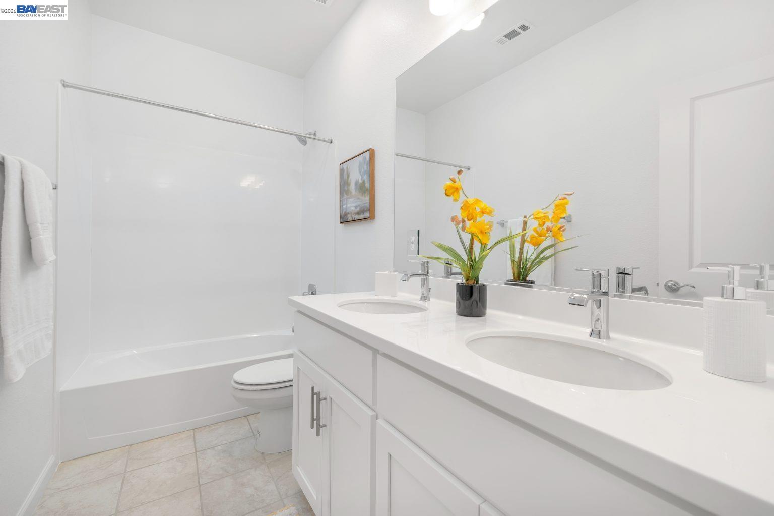 Detail Gallery Image 16 of 30 For 30 Cypress Ct, Pittsburg,  CA 94565 - 4 Beds | 2/1 Baths