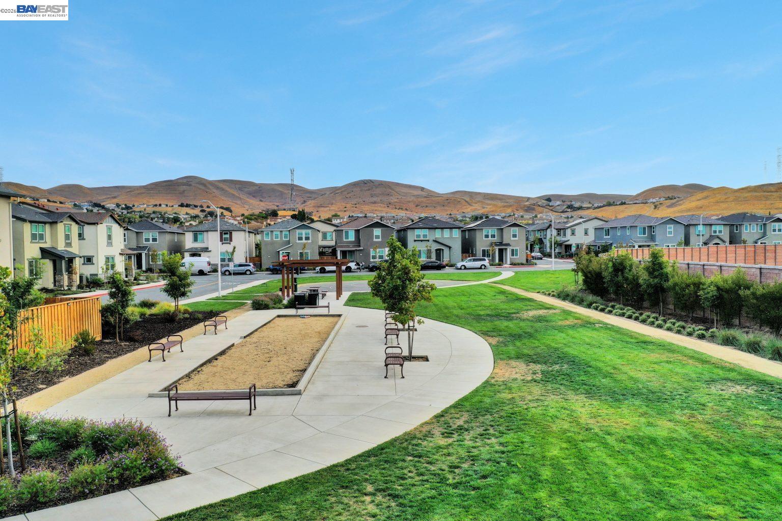 Detail Gallery Image 26 of 30 For 30 Cypress Ct, Pittsburg,  CA 94565 - 4 Beds | 2/1 Baths