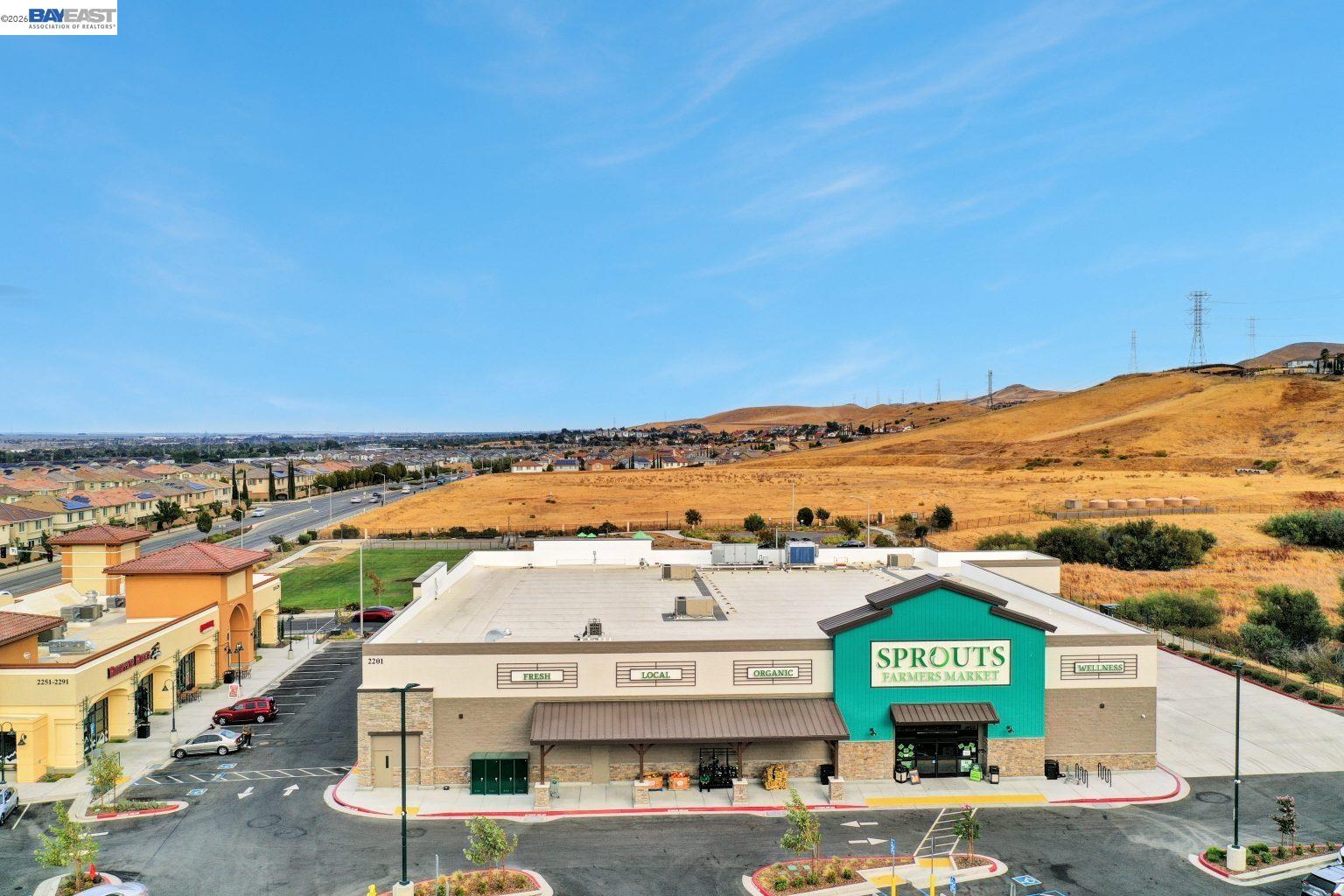 Detail Gallery Image 30 of 30 For 30 Cypress Ct, Pittsburg,  CA 94565 - 4 Beds | 2/1 Baths