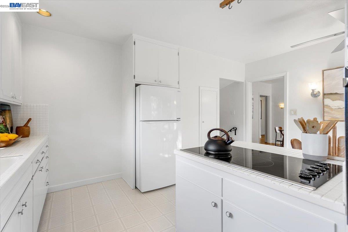 Detail Gallery Image 32 of 60 For 819 Superior Ave, San Leandro,  CA 94577 - 3 Beds | 2/1 Baths