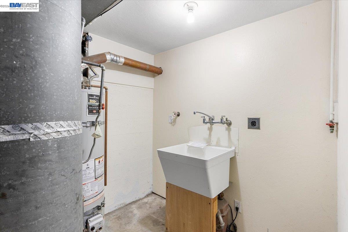 Detail Gallery Image 37 of 60 For 819 Superior Ave, San Leandro,  CA 94577 - 3 Beds | 2/1 Baths