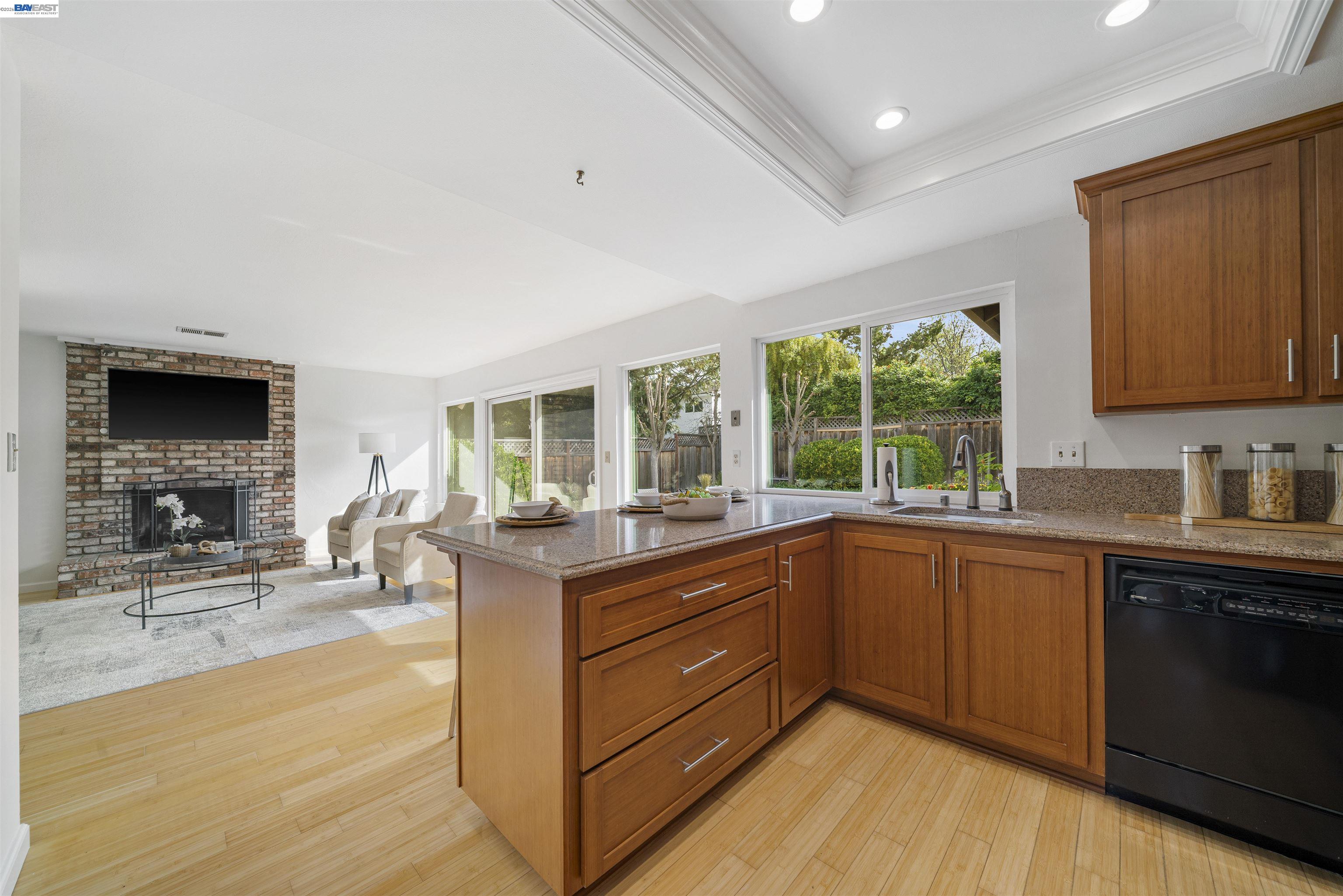 Detail Gallery Image 11 of 51 For 5534 Blackbird Dr, Pleasanton,  CA 94566 - 4 Beds | 2 Baths