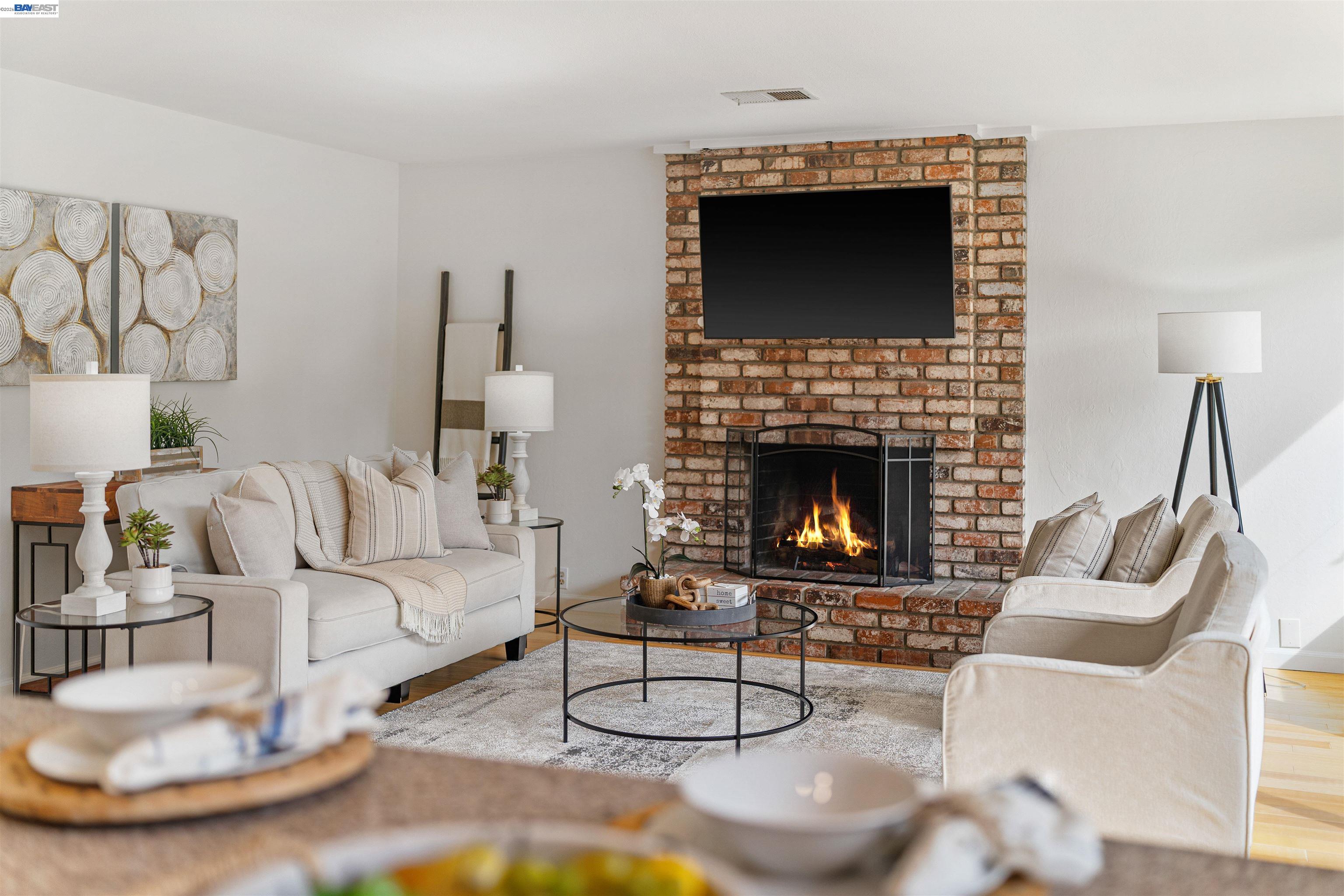 Detail Gallery Image 16 of 51 For 5534 Blackbird Dr, Pleasanton,  CA 94566 - 4 Beds | 2 Baths