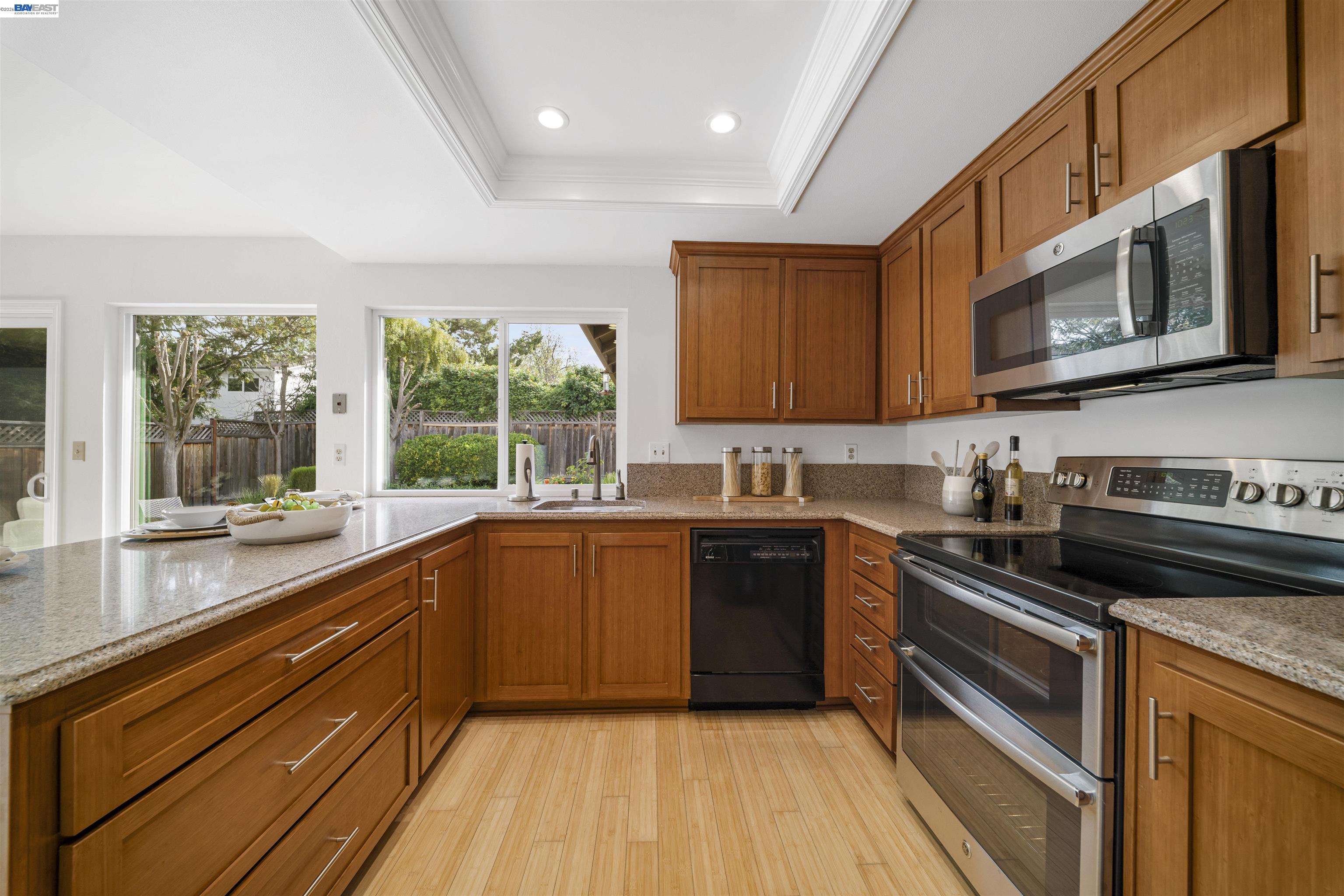 Detail Gallery Image 8 of 51 For 5534 Blackbird Dr, Pleasanton,  CA 94566 - 4 Beds | 2 Baths