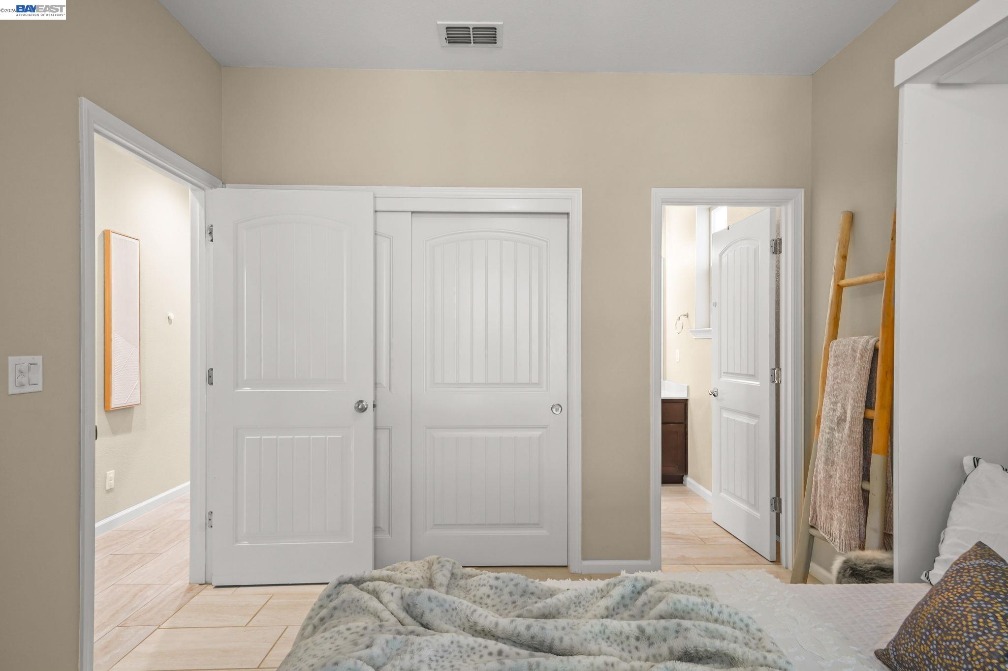 Detail Gallery Image 30 of 59 For 2703 Tribune Ave, Hayward,  CA 94542 - 5 Beds | 5/1 Baths