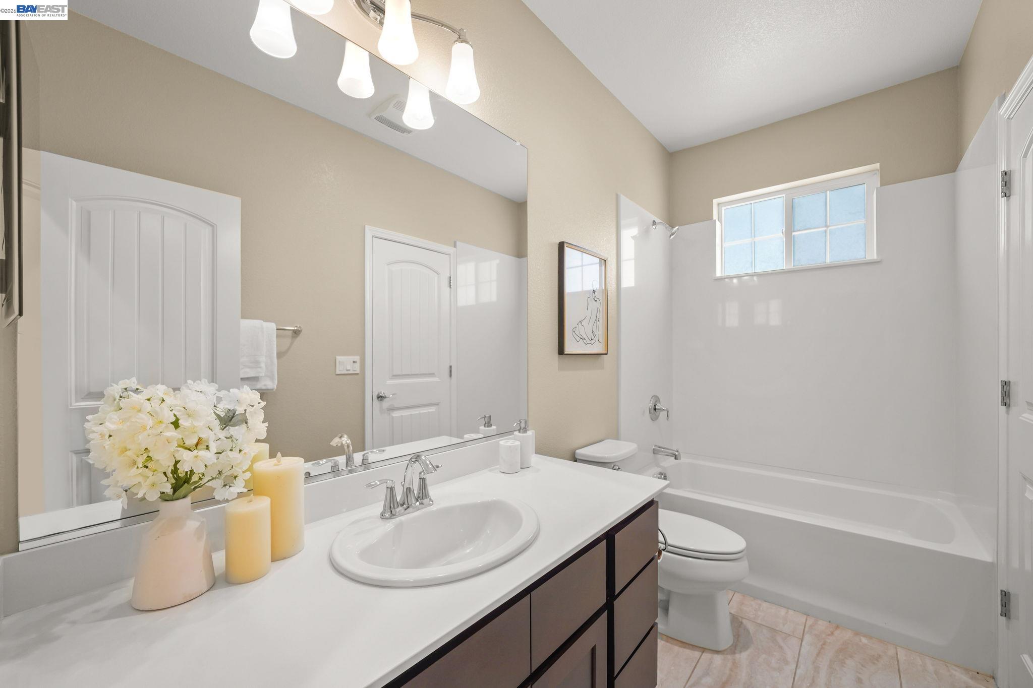 Detail Gallery Image 40 of 59 For 2703 Tribune Ave, Hayward,  CA 94542 - 5 Beds | 5/1 Baths