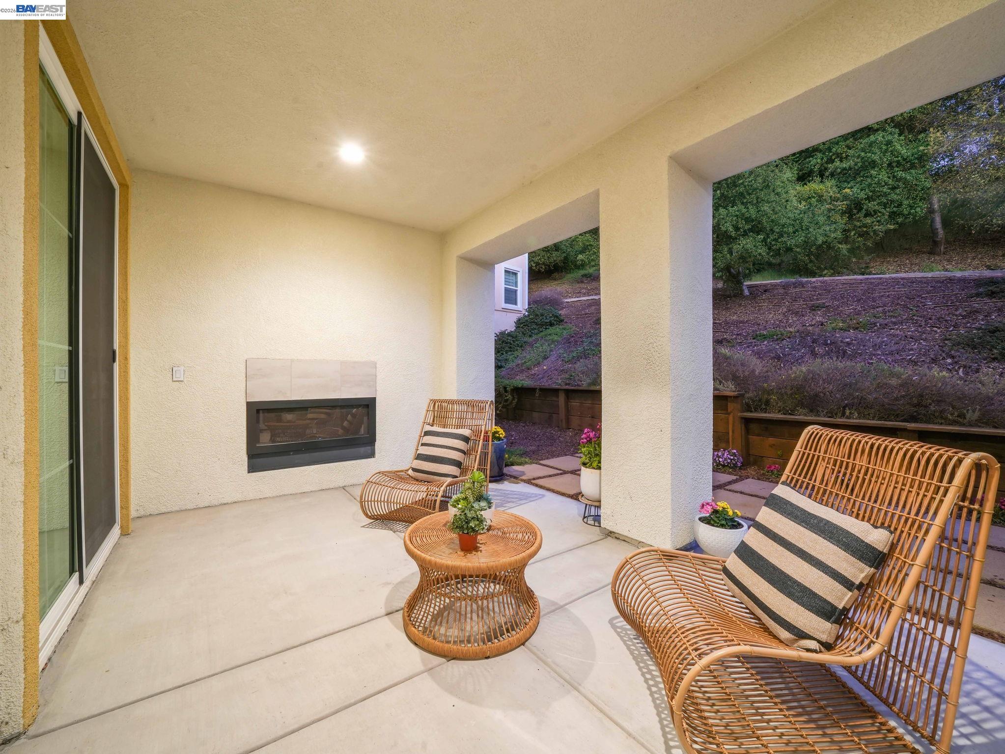 Detail Gallery Image 45 of 59 For 2703 Tribune Ave, Hayward,  CA 94542 - 5 Beds | 5/1 Baths