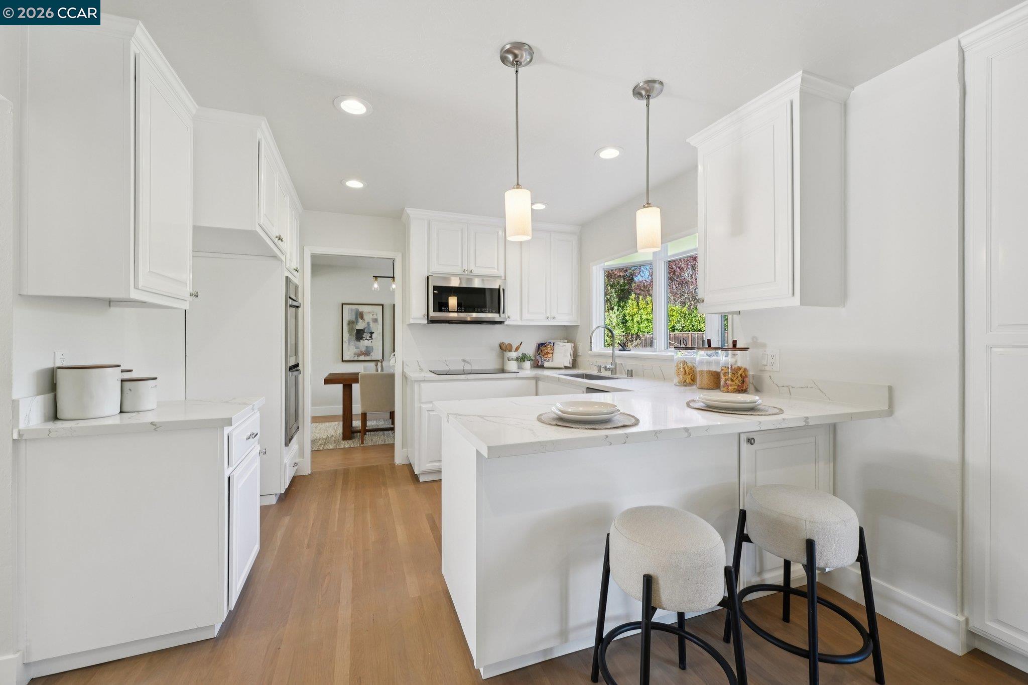 Detail Gallery Image 13 of 60 For 132 Whitethorne Dr, Moraga,  CA 94556 - 4 Beds | 3 Baths