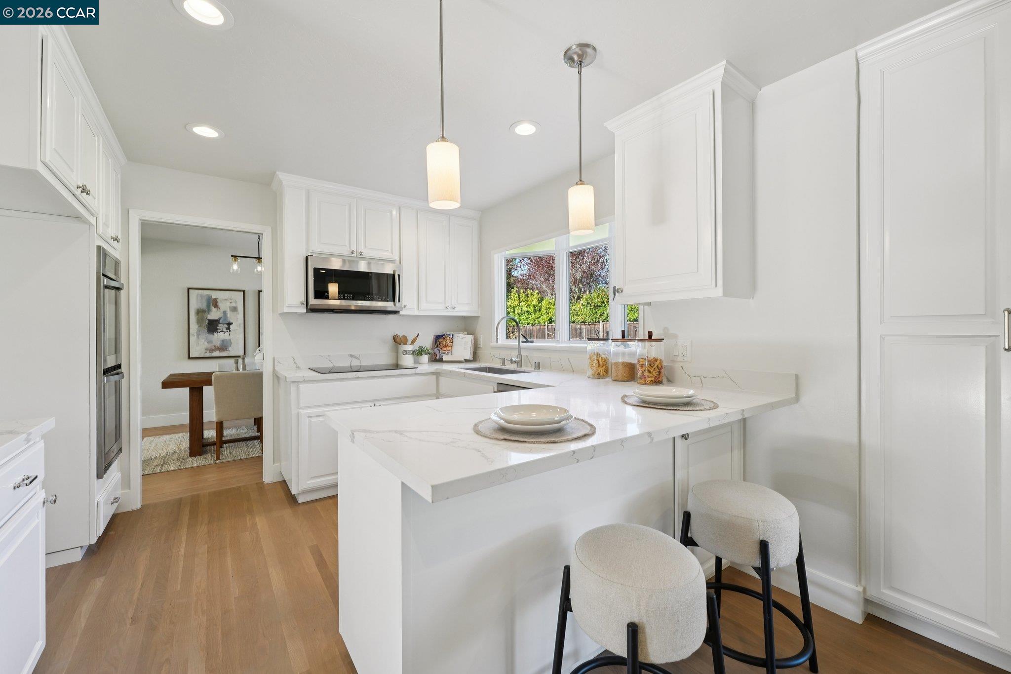 Detail Gallery Image 14 of 60 For 132 Whitethorne Dr, Moraga,  CA 94556 - 4 Beds | 3 Baths