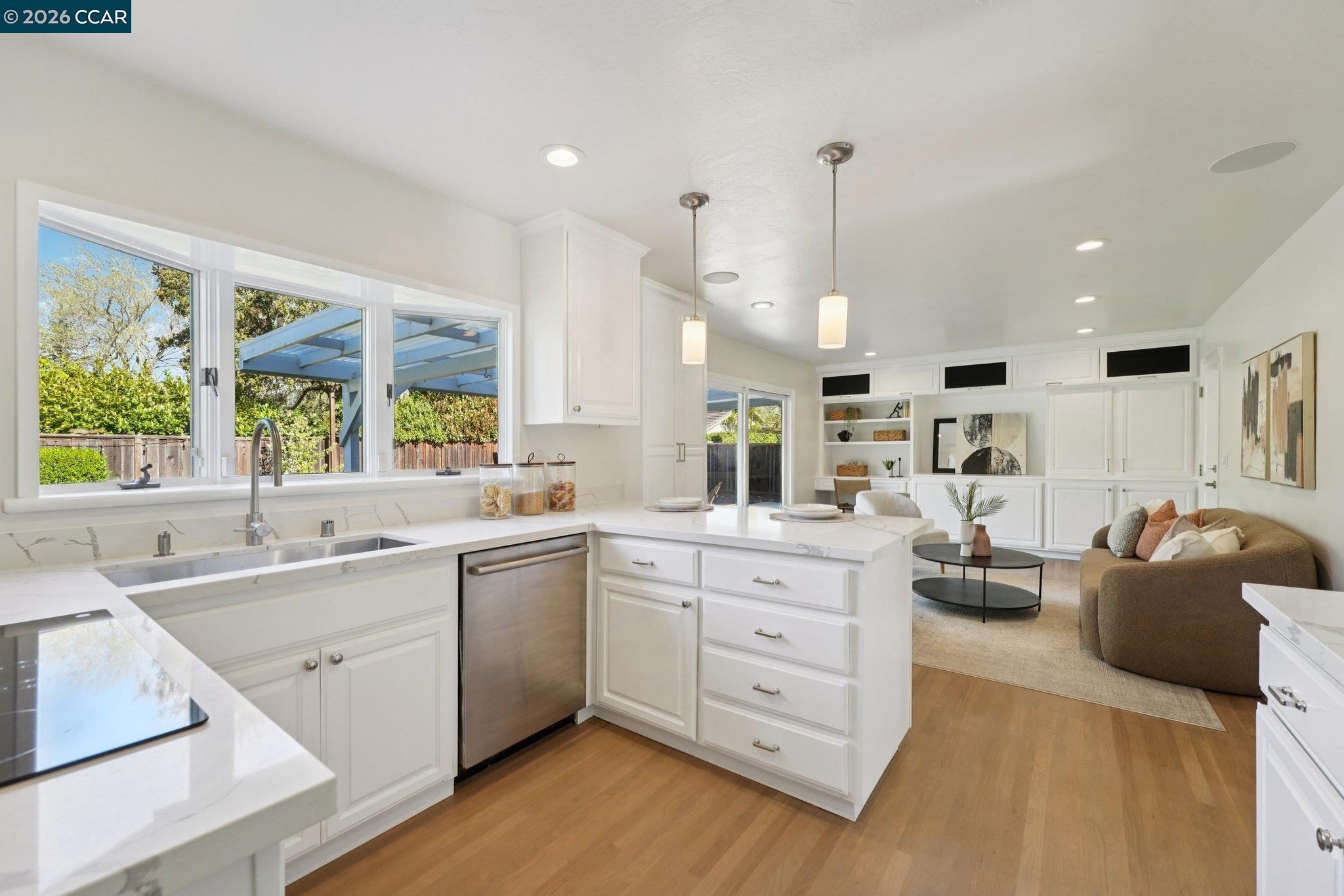 Detail Gallery Image 15 of 60 For 132 Whitethorne Dr, Moraga,  CA 94556 - 4 Beds | 3 Baths