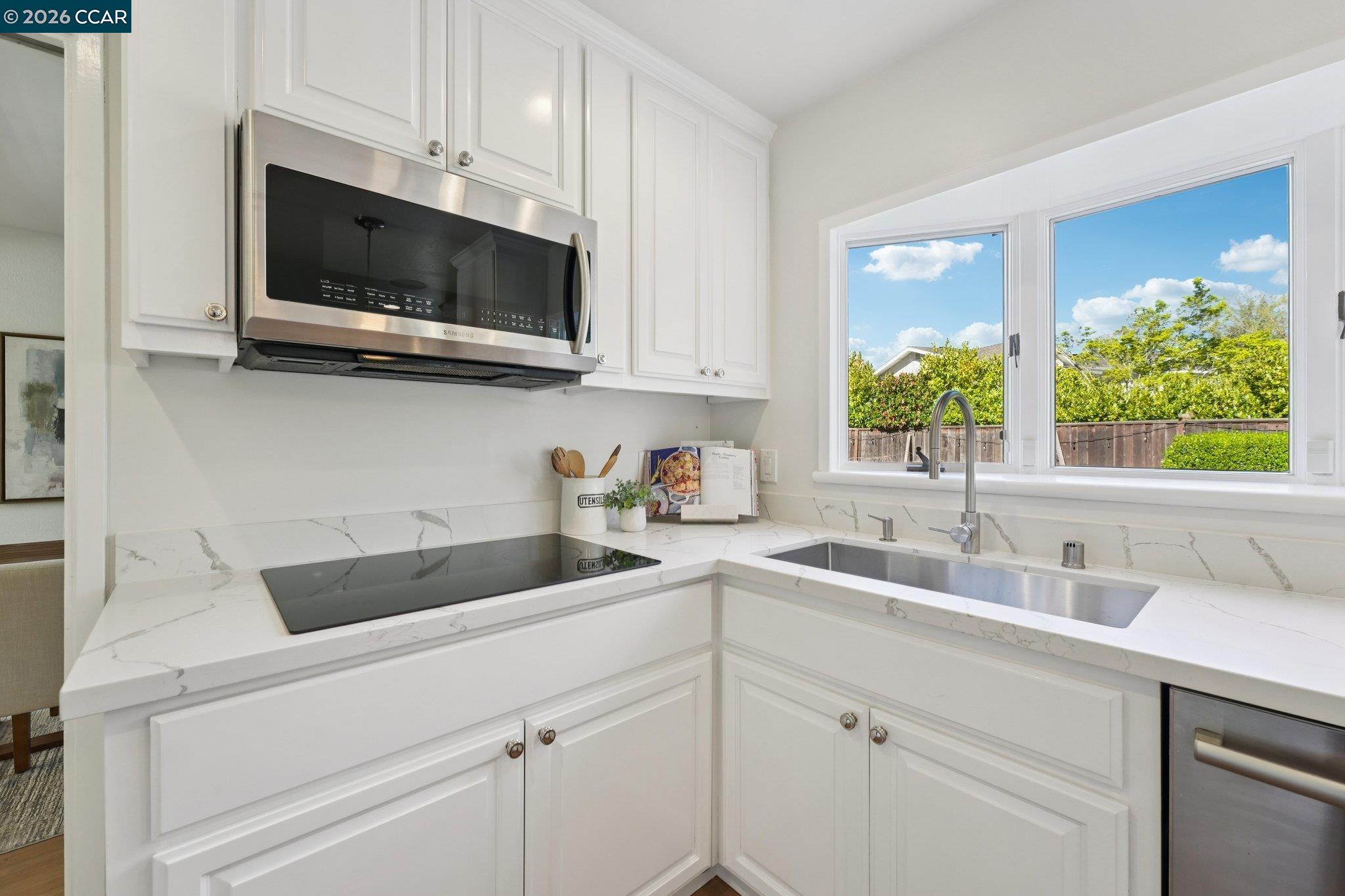 Detail Gallery Image 17 of 60 For 132 Whitethorne Dr, Moraga,  CA 94556 - 4 Beds | 3 Baths