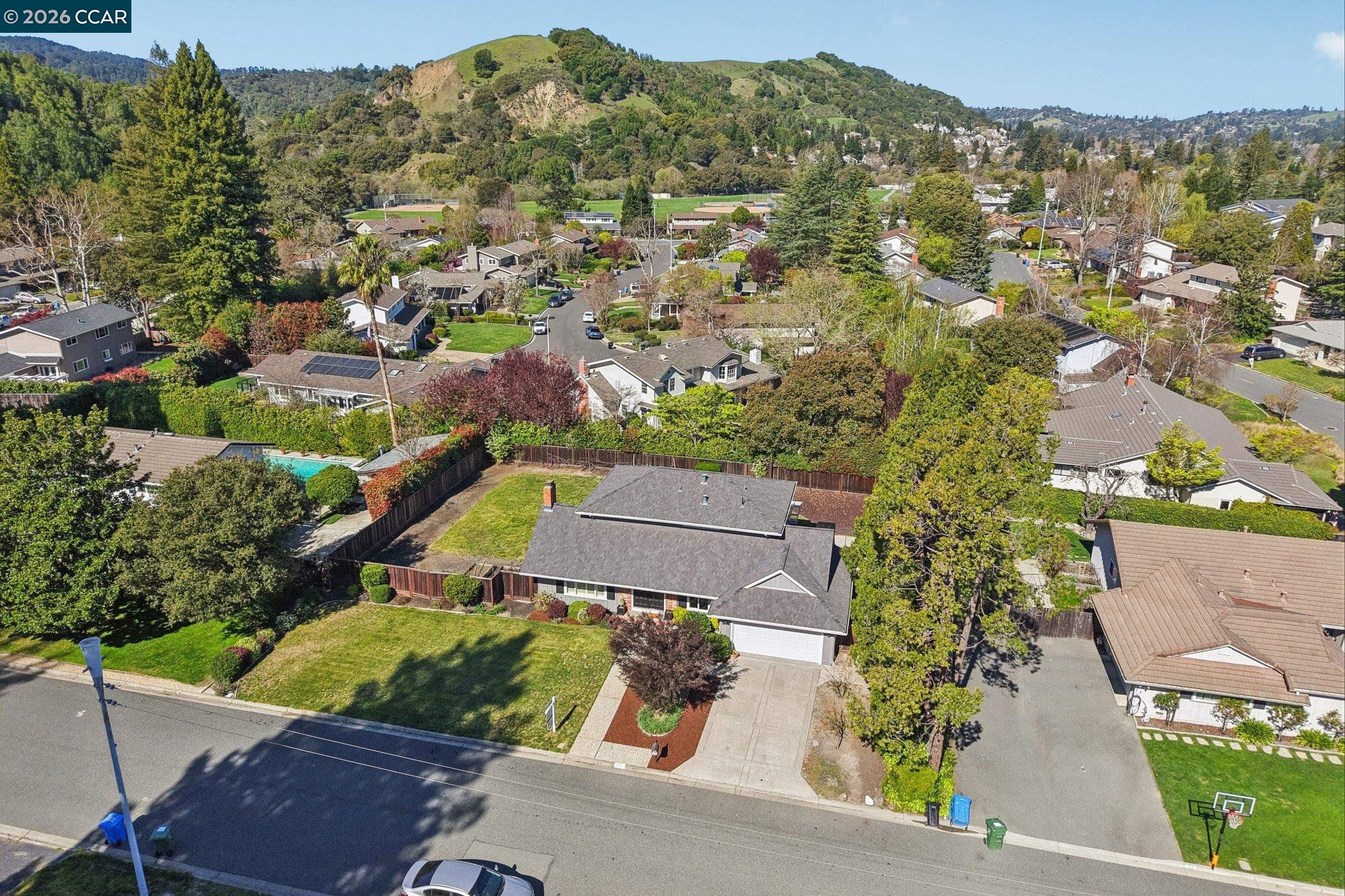 Detail Gallery Image 54 of 60 For 132 Whitethorne Dr, Moraga,  CA 94556 - 4 Beds | 3 Baths