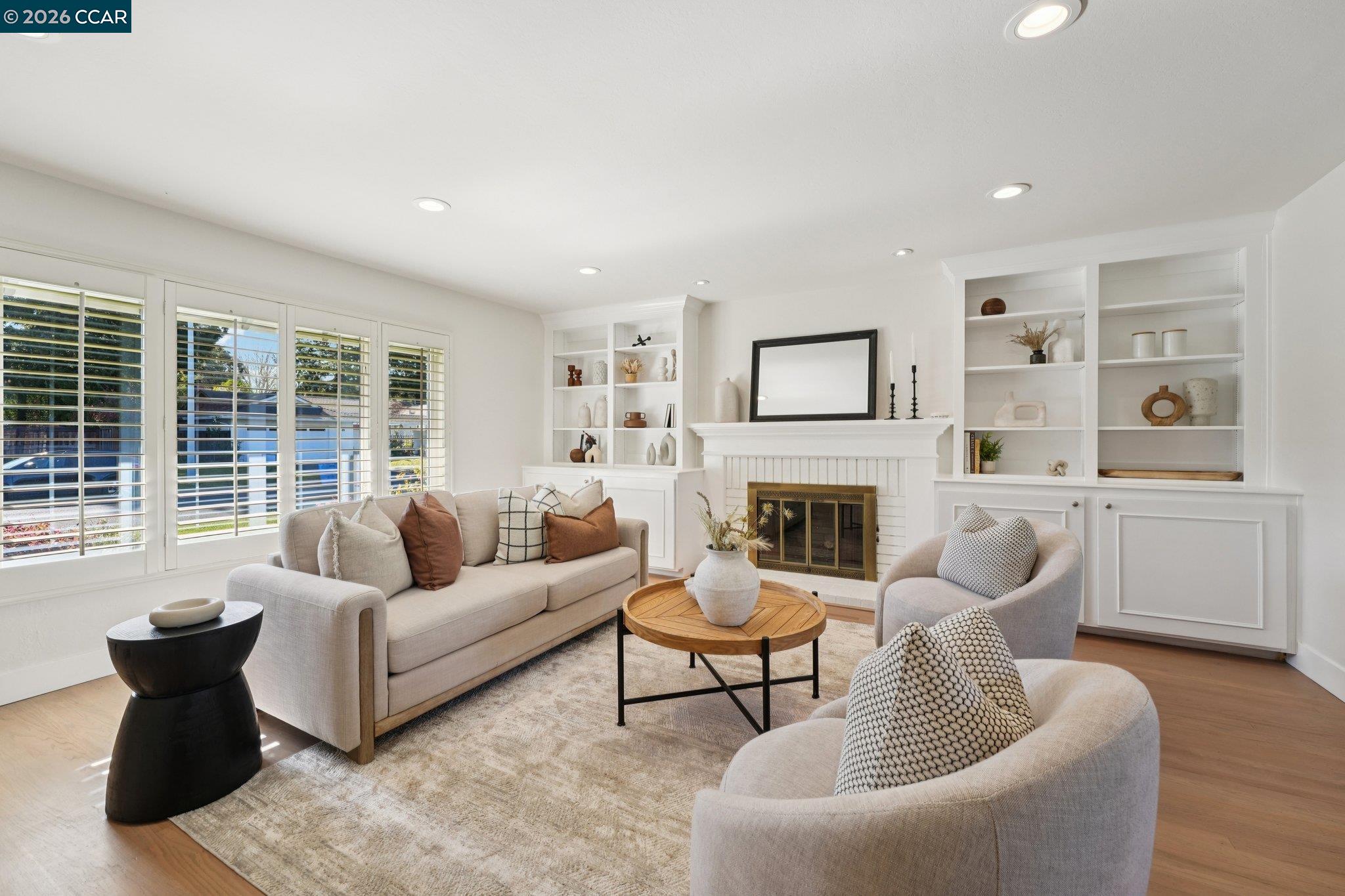 Detail Gallery Image 8 of 60 For 132 Whitethorne Dr, Moraga,  CA 94556 - 4 Beds | 3 Baths