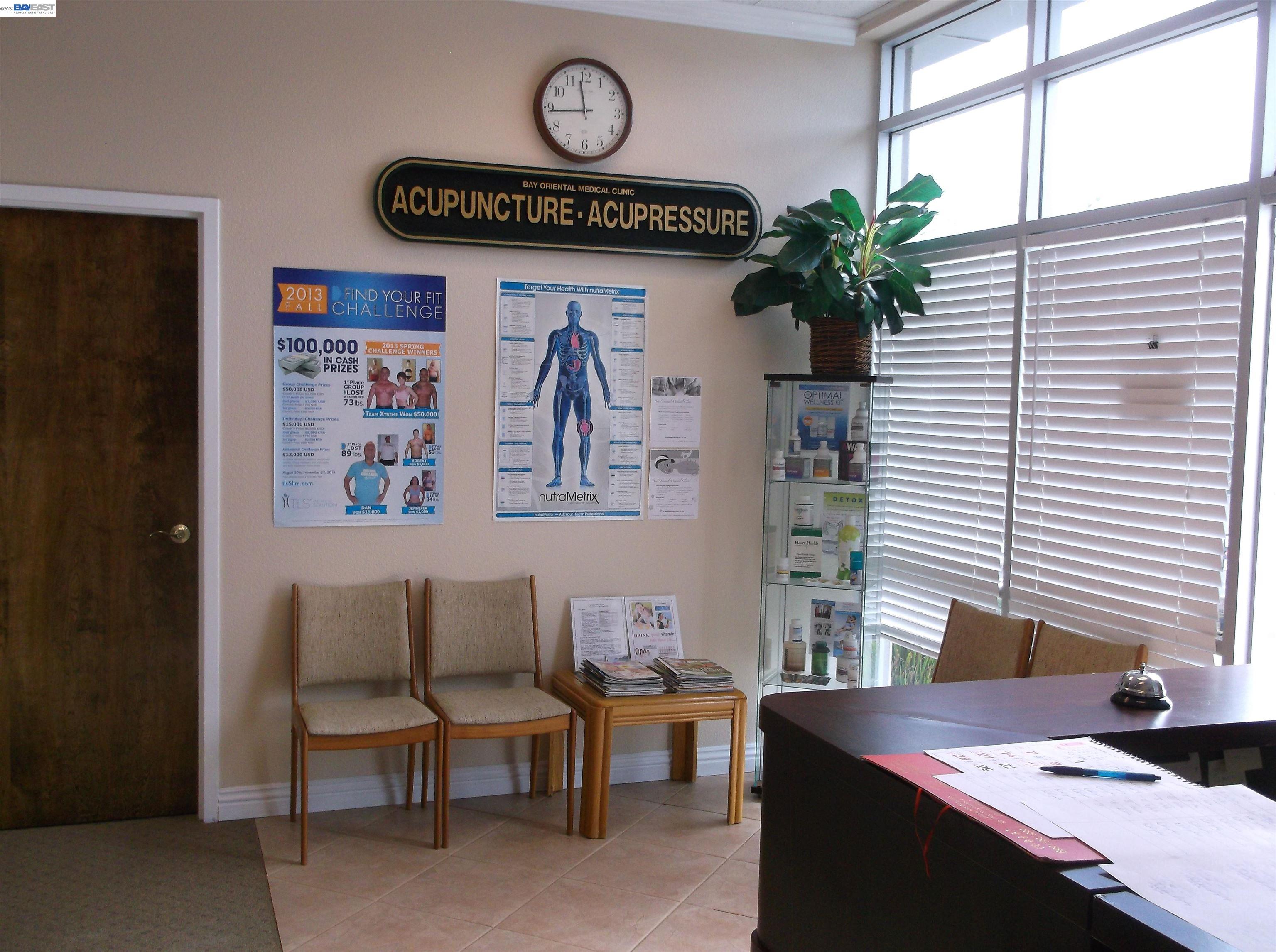 Detail Gallery Image 2 of 11 For 5159 Lone Tree Way, Antioch,  CA 94531 - – Beds | – Baths