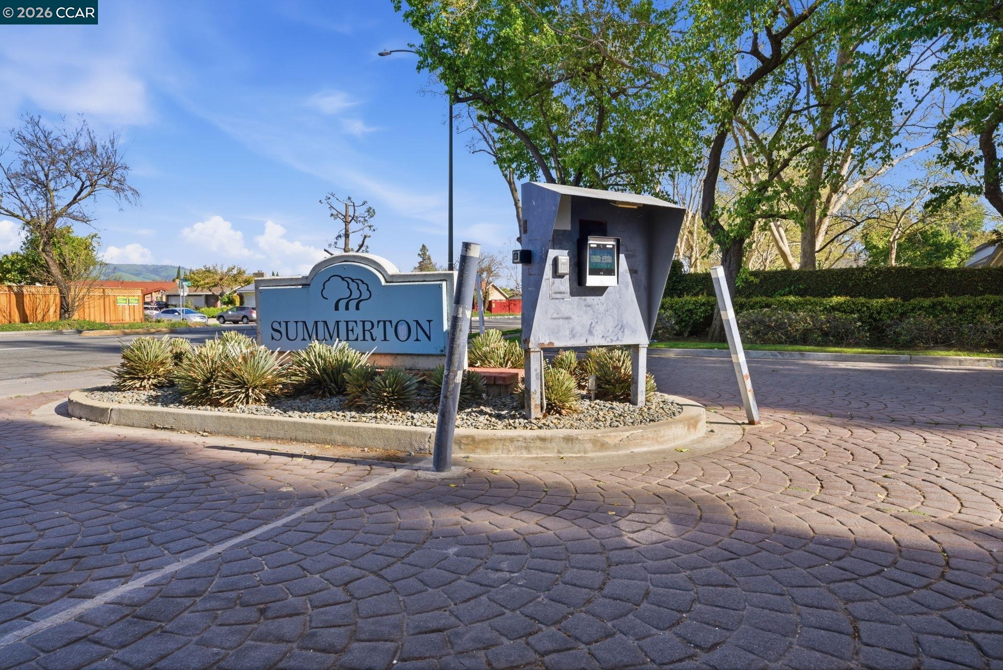 Detail Gallery Image 2 of 59 For 1050 Summershore Ct, San Jose,  CA 95122 - 2 Beds | 2 Baths