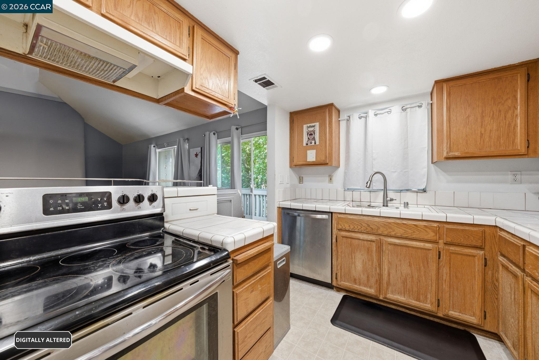 Detail Gallery Image 17 of 59 For 1050 Summershore Ct, San Jose,  CA 95122 - 2 Beds | 2 Baths