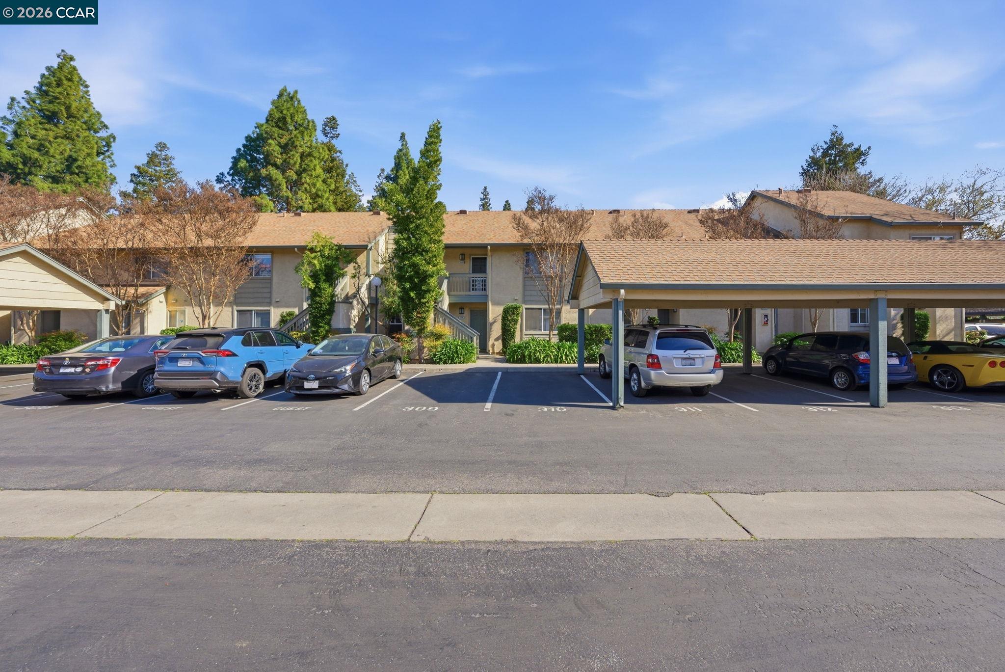 Detail Gallery Image 31 of 59 For 1050 Summershore Ct, San Jose,  CA 95122 - 2 Beds | 2 Baths