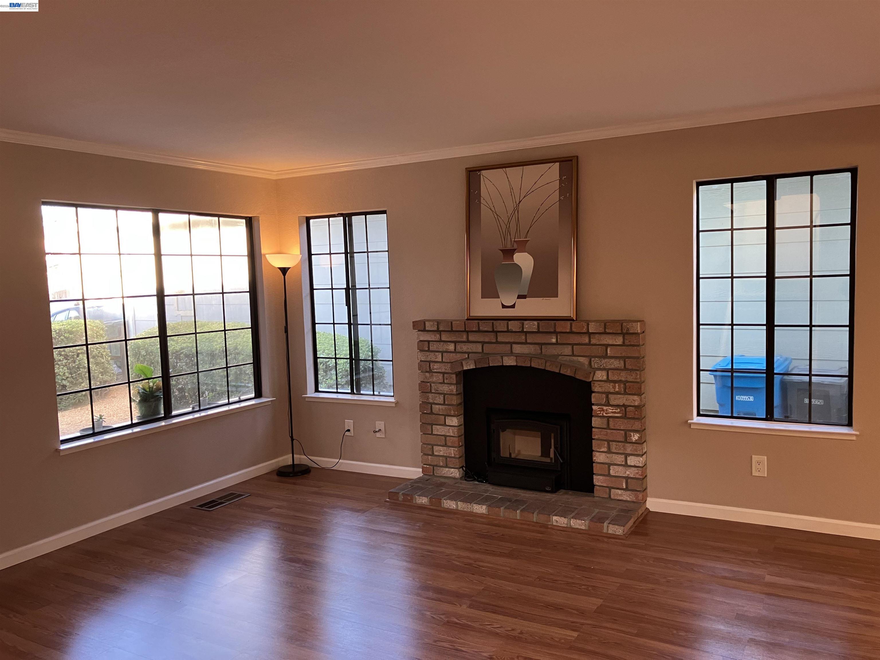 Detail Gallery Image 19 of 58 For 181 Yachtsman Dr, Vallejo,  CA 94591 - 3 Beds | 2/1 Baths