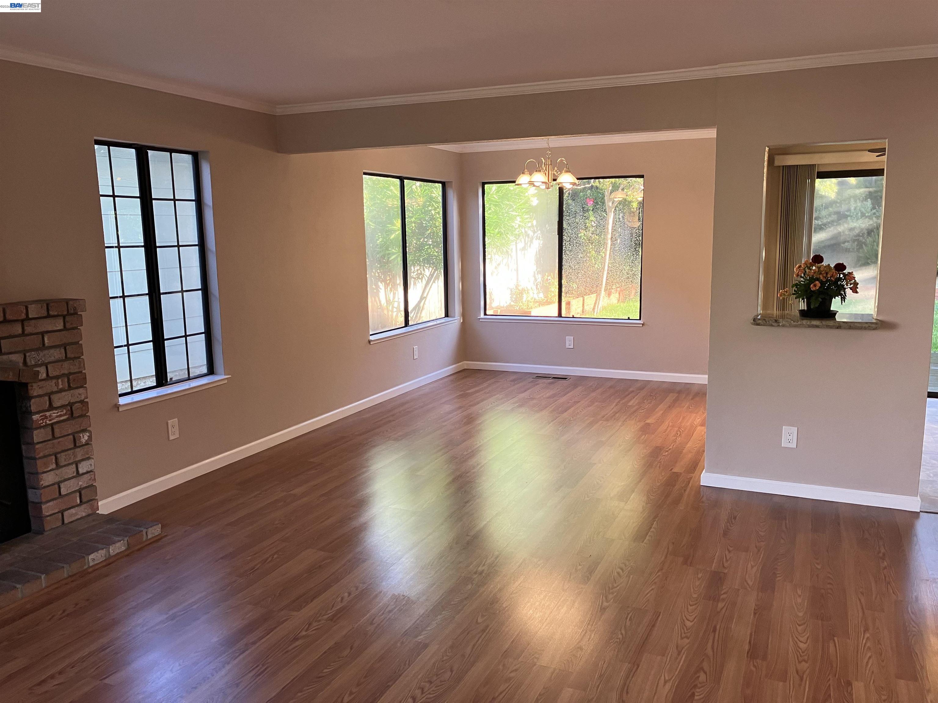 Detail Gallery Image 21 of 58 For 181 Yachtsman Dr, Vallejo,  CA 94591 - 3 Beds | 2/1 Baths