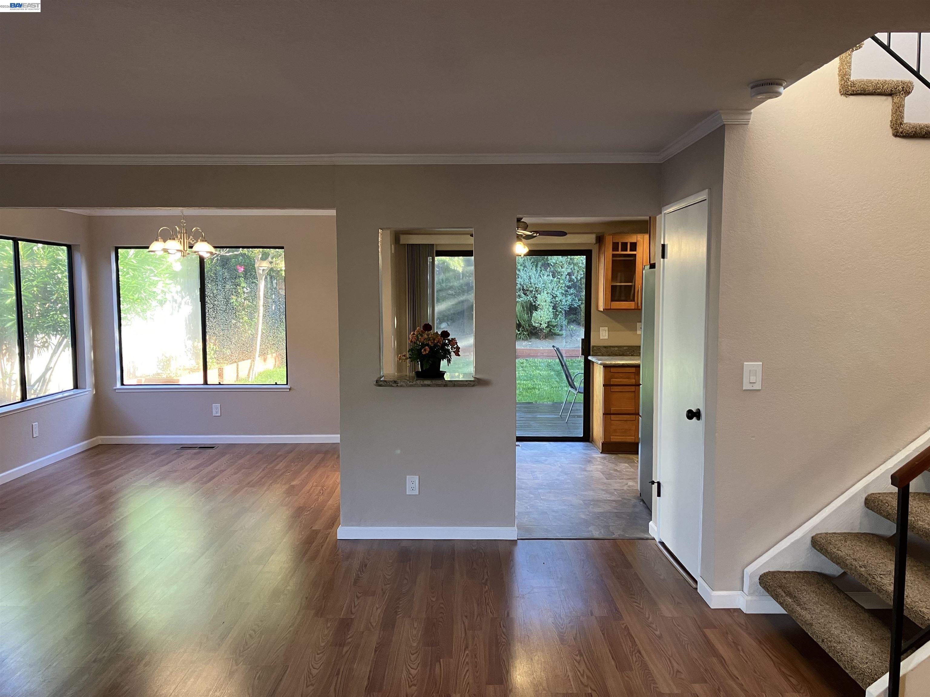 Detail Gallery Image 22 of 58 For 181 Yachtsman Dr, Vallejo,  CA 94591 - 3 Beds | 2/1 Baths