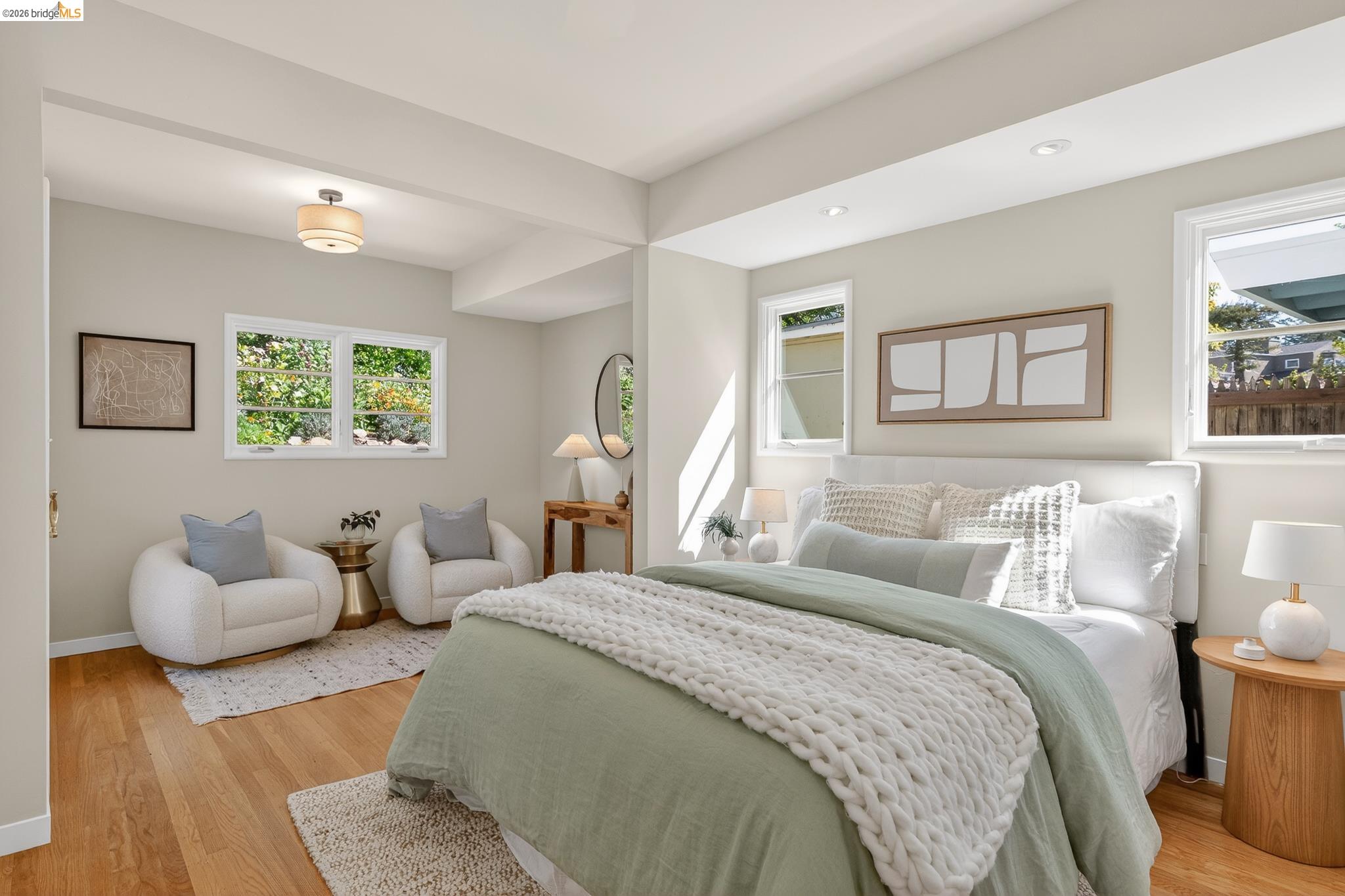 Detail Gallery Image 30 of 54 For 731 Grizzly Peak Blvd, Berkeley,  CA 94708 - 3 Beds | 2 Baths