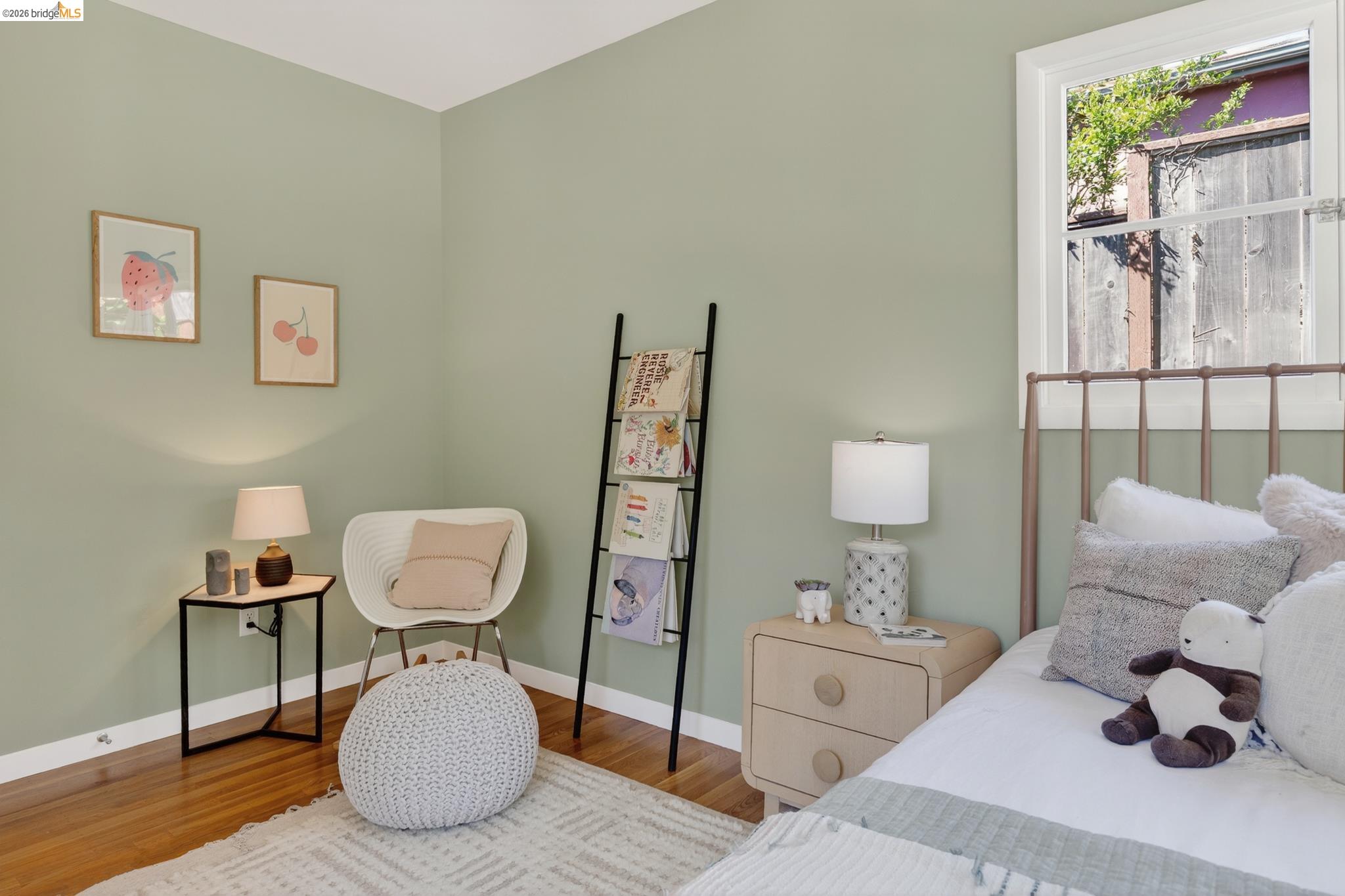 Detail Gallery Image 38 of 54 For 731 Grizzly Peak Blvd, Berkeley,  CA 94708 - 3 Beds | 2 Baths