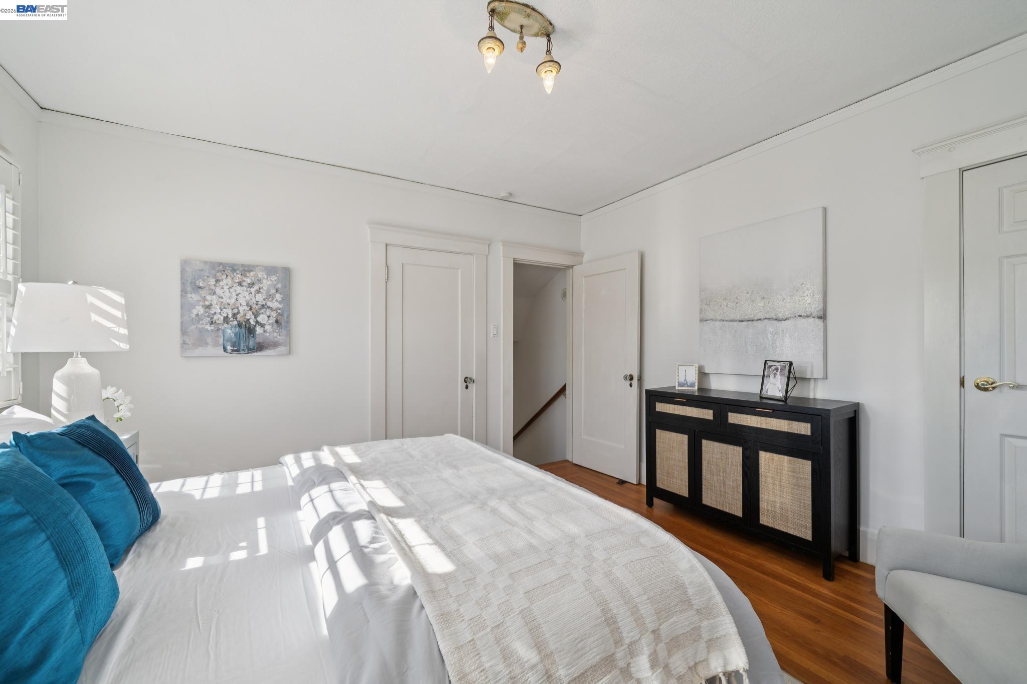 Detail Gallery Image 18 of 32 For 1718 High St, Alameda,  CA 94501 - 3 Beds | 1/1 Baths